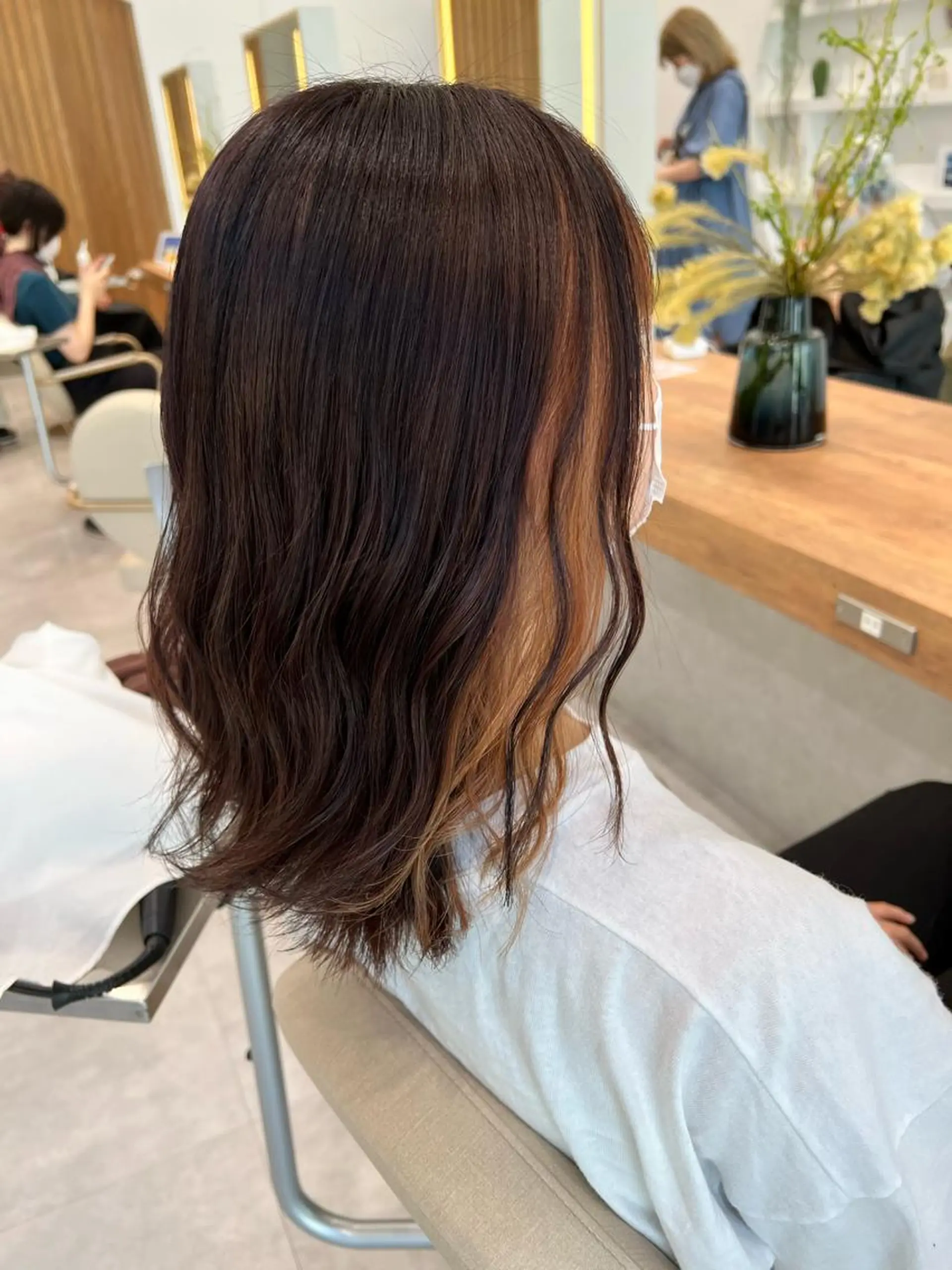 ミディアム カラー 一ノ瀬 蘭のヘアスタイル