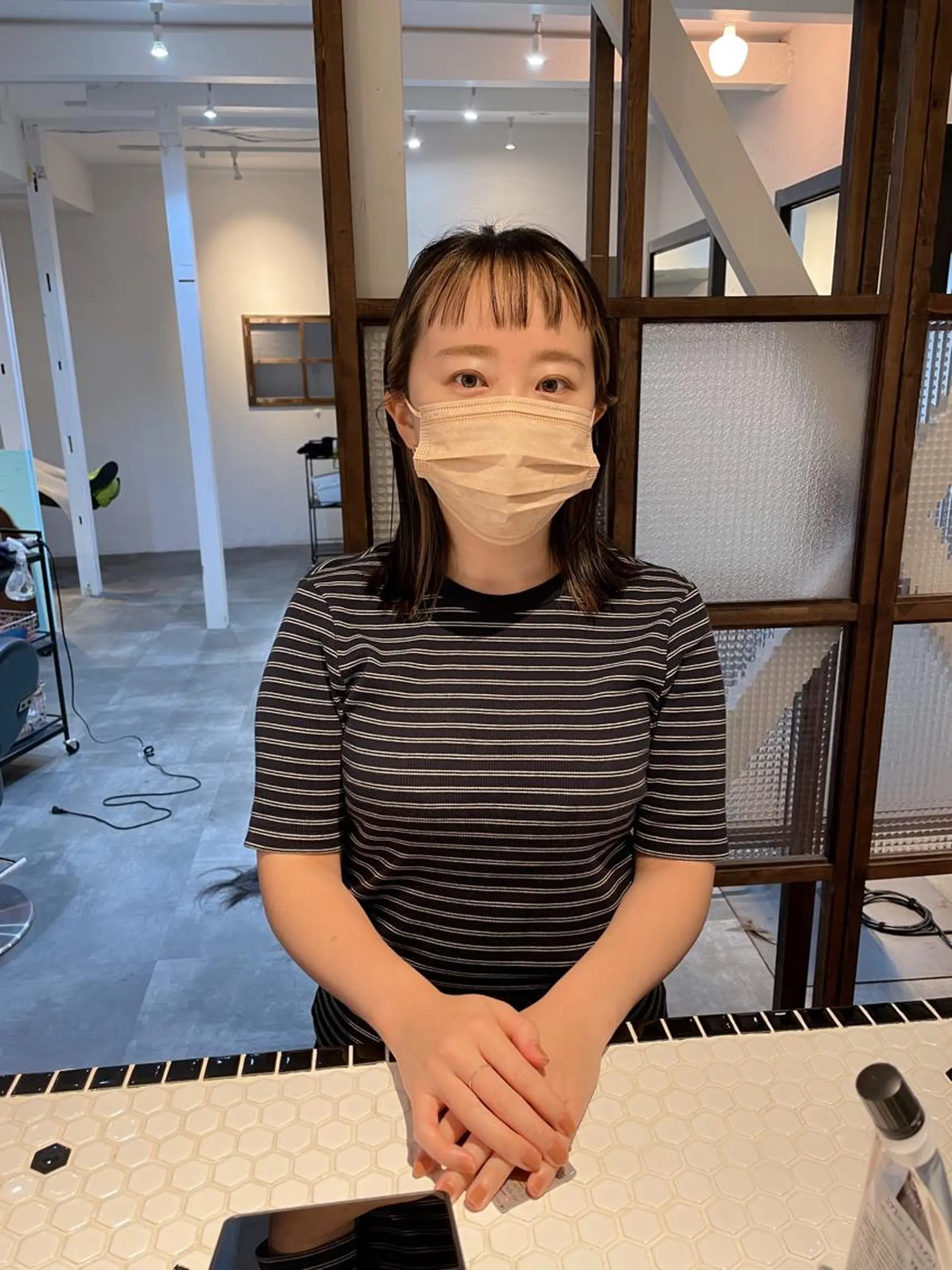 セミロング カラー 高橋 愛美のヘアスタイル