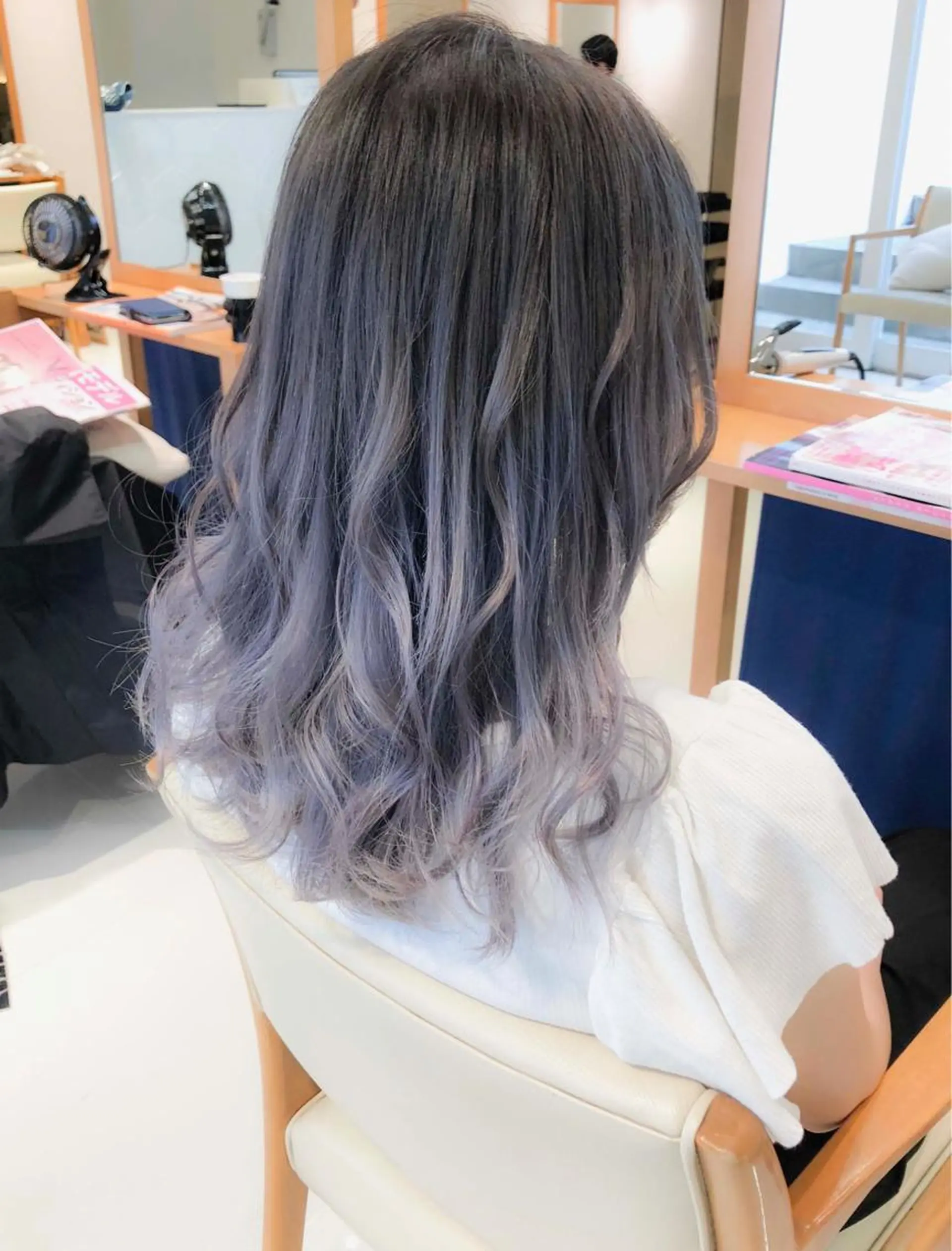 セミロング カラー Days 透明感カラーのヘアスタイル