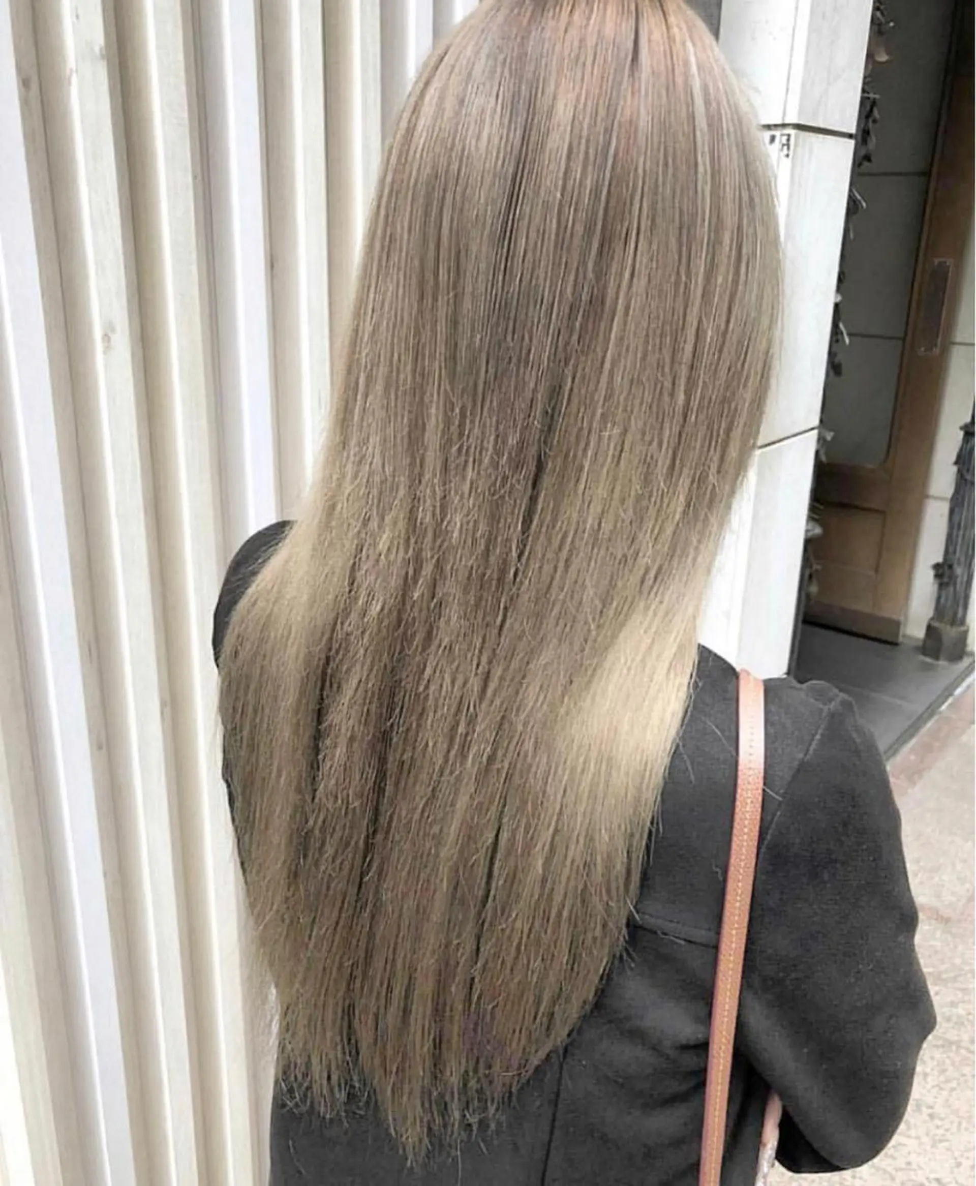 ロング salowin 原宿 aroa所属・韓国／ハッシュカット ／透明感カラー／金野のヘアスタイル