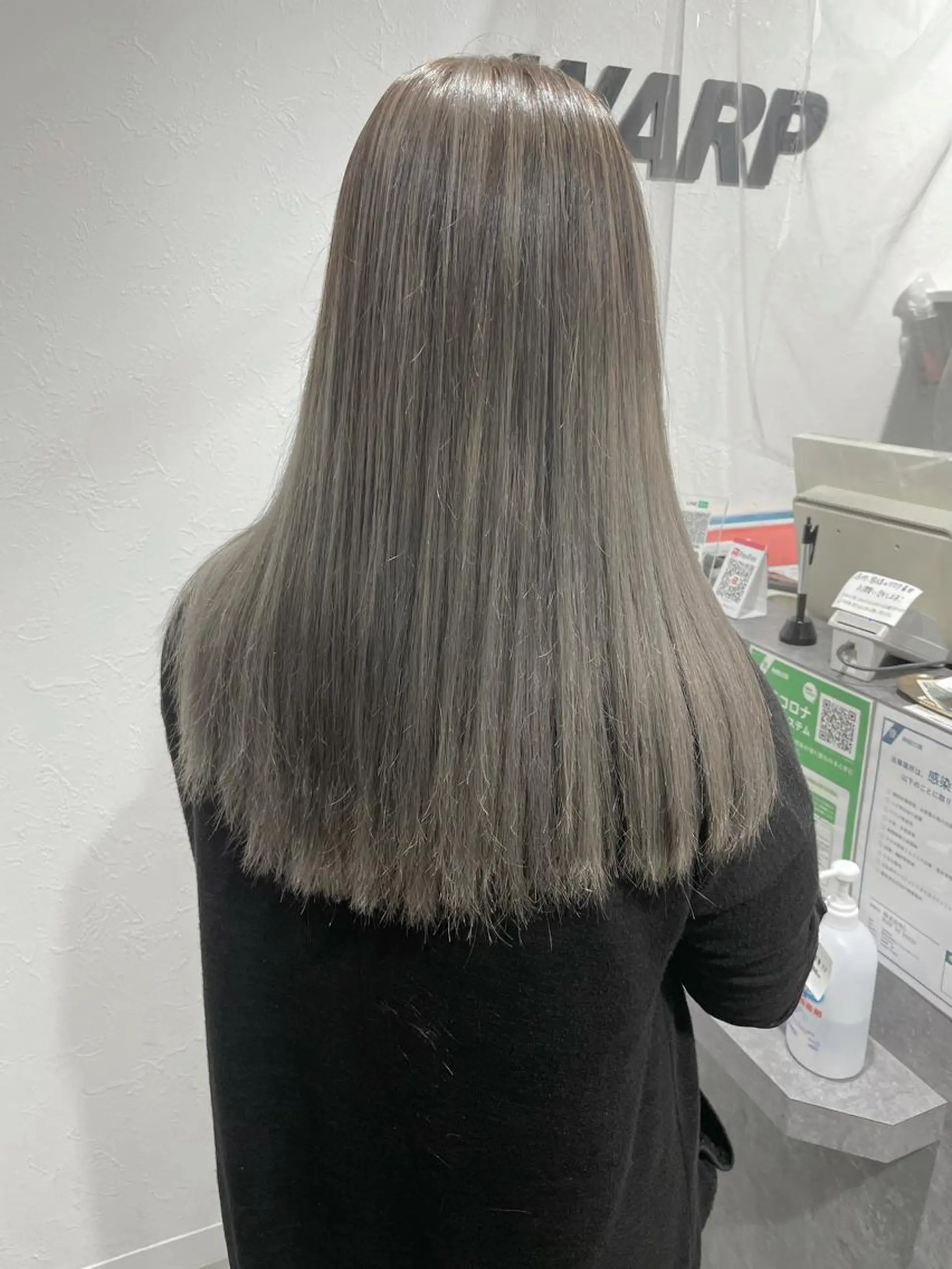 ロング カラー アッシュ バレイヤージュ レイヤーカット 2nd所属・🤍2nd🤍田所 美希のヘアスタイル