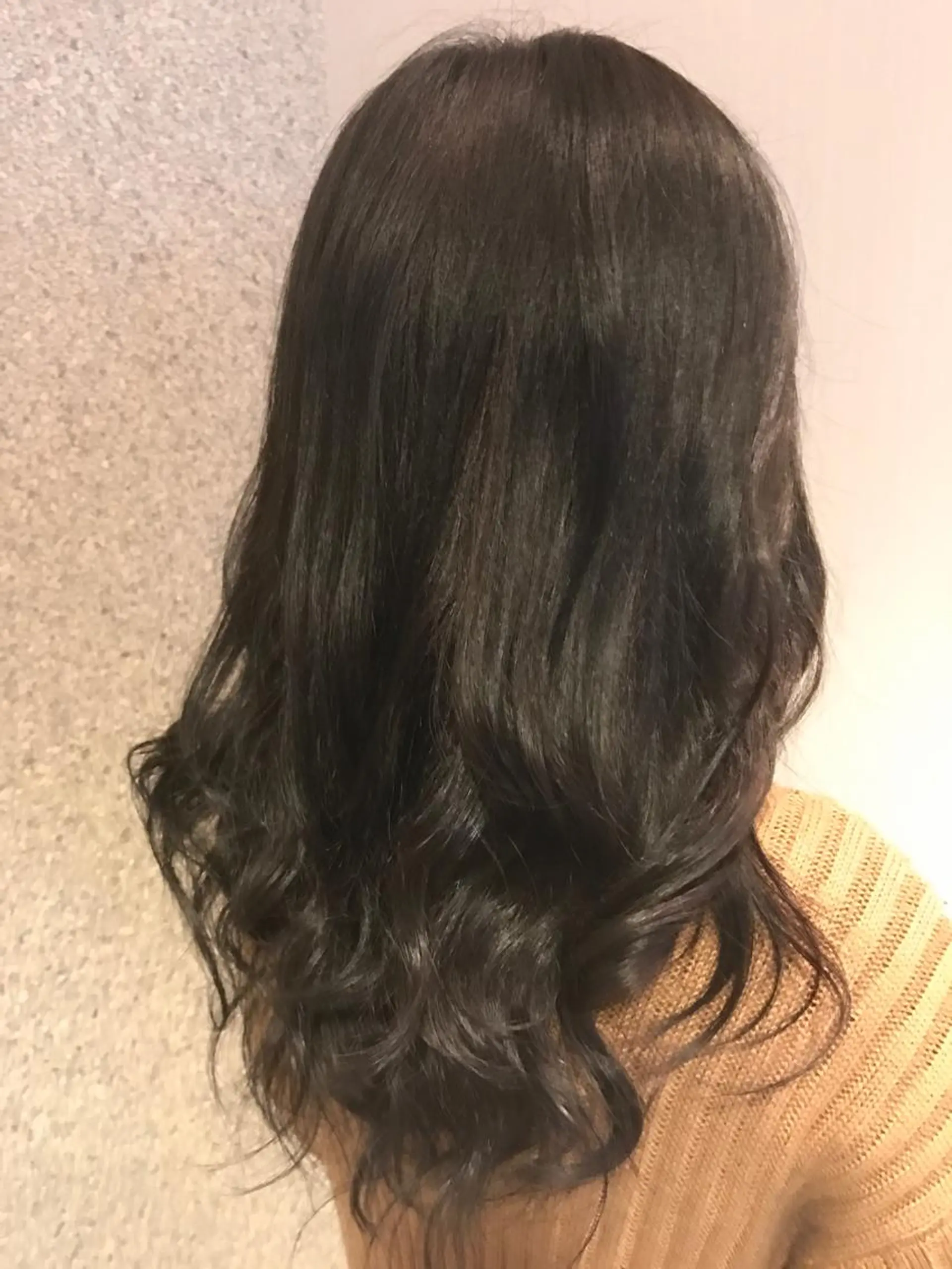 ロング カラー ひろせ かなのヘアスタイル