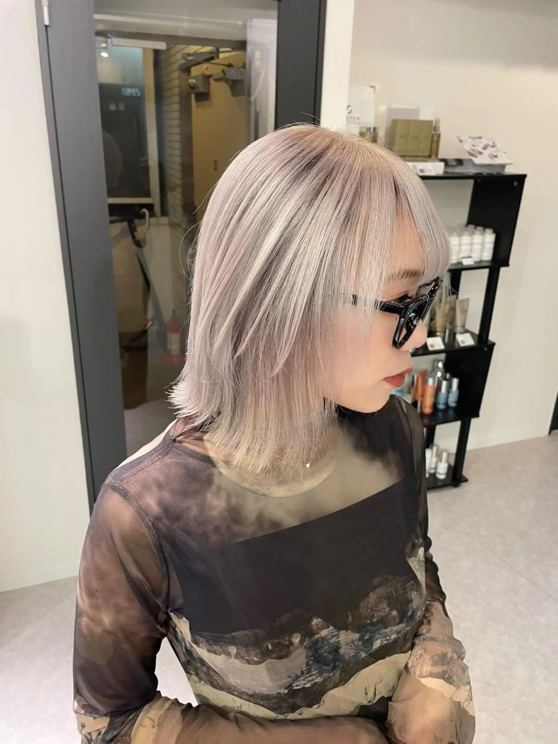 セミロング 韓国ハイトーン🦋 hikariのヘアスタイル