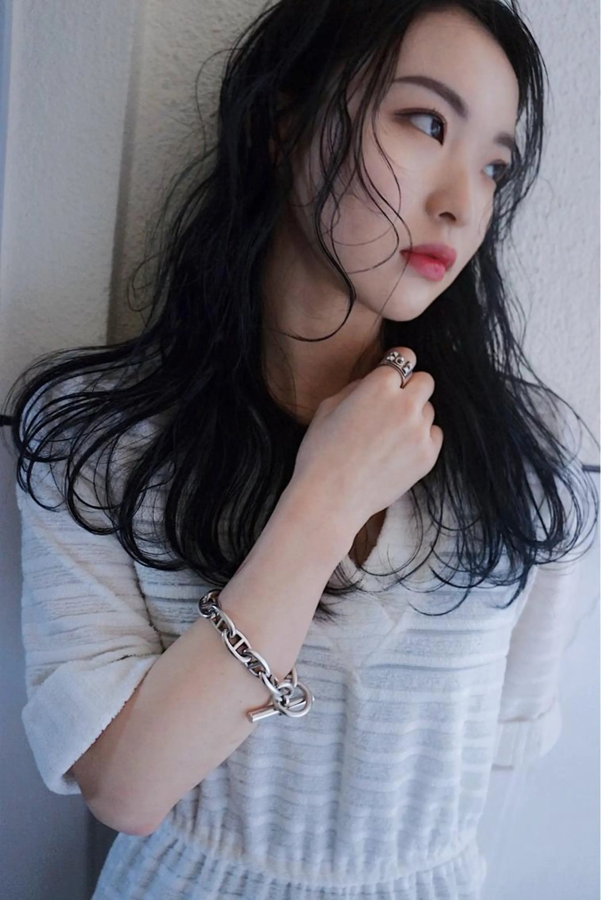 ロング カラー パーマ ヘアアレンジ メンズ キッズ ネイル マツエク・マツパ ベージュカラー ブルーカラー ブルージュ 透明感カラー グレージュ 古賀 侑磨のヘアスタイル