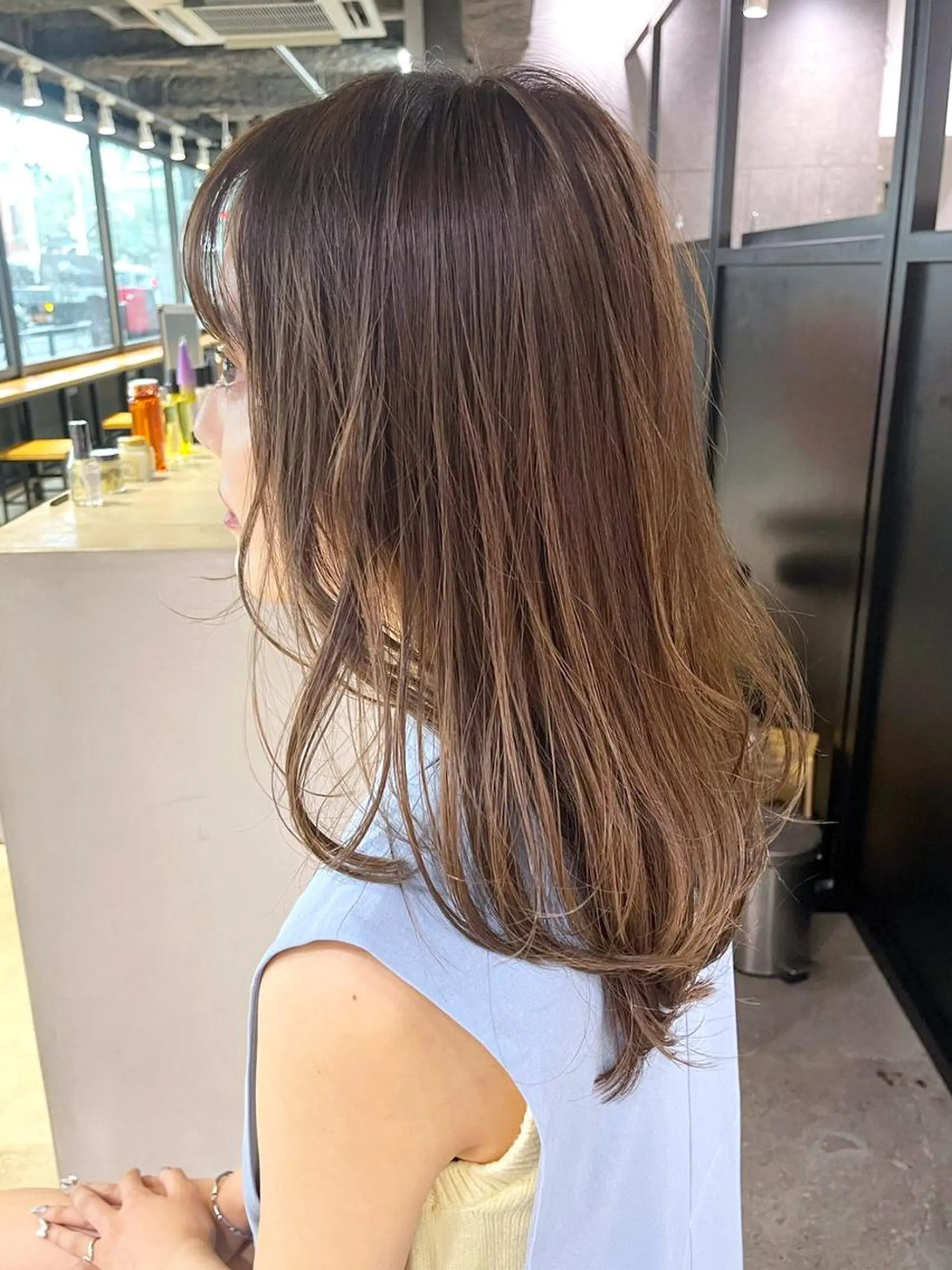 ロング パーマ カラー ヘアアレンジ グレージュ レイヤーカット ITbyALBUM 中野店のヘアスタイル