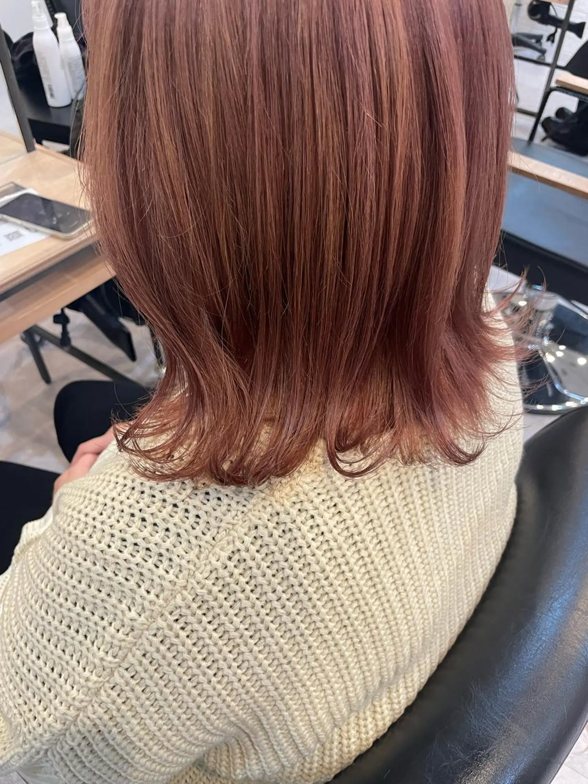 ミディアム akane .のヘアスタイル