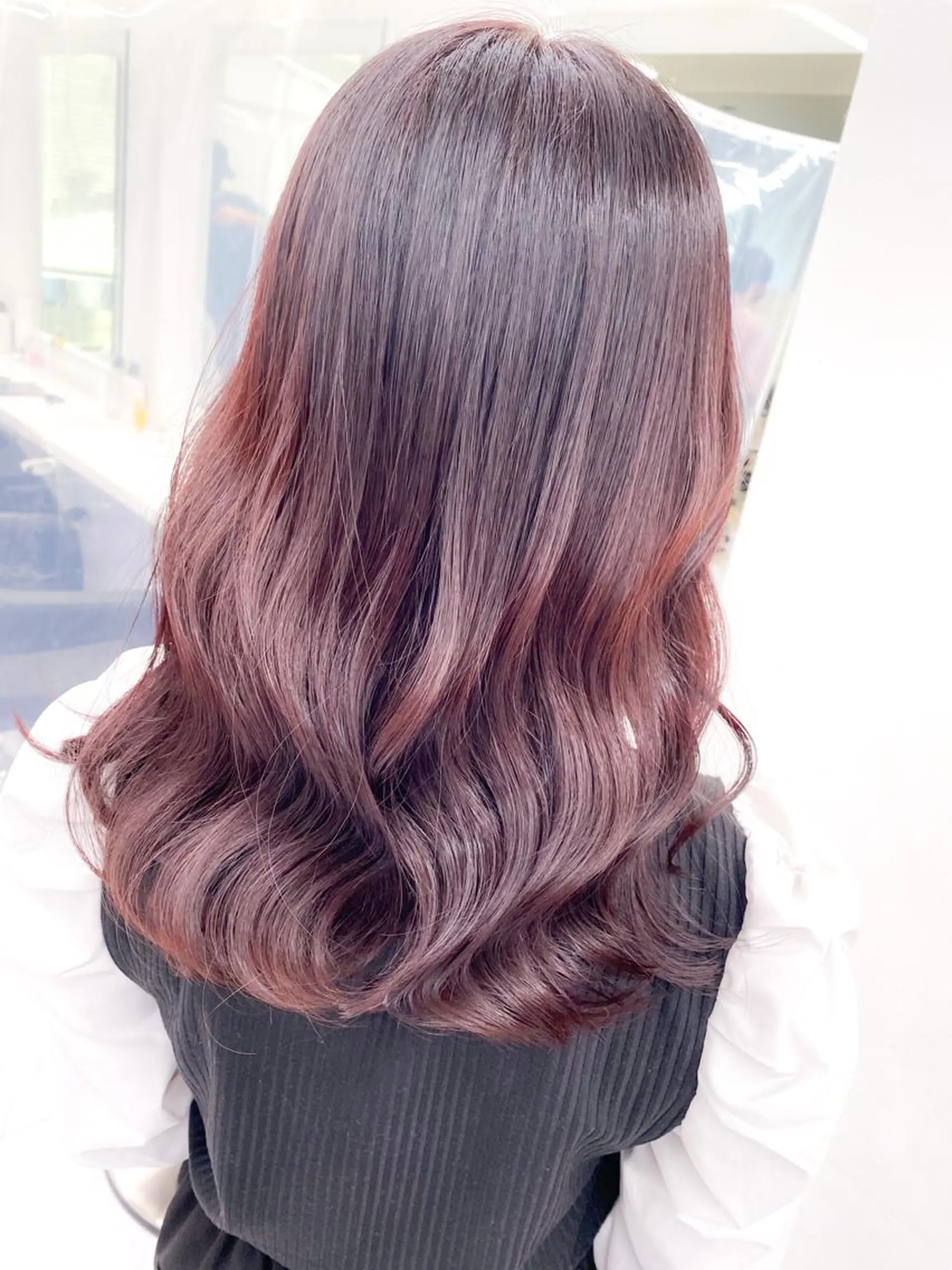 セミロング カラー カット ヘアカラー 🌈ハイトーン×暗髪 🦄TAKUMI🦄のヘアスタイル