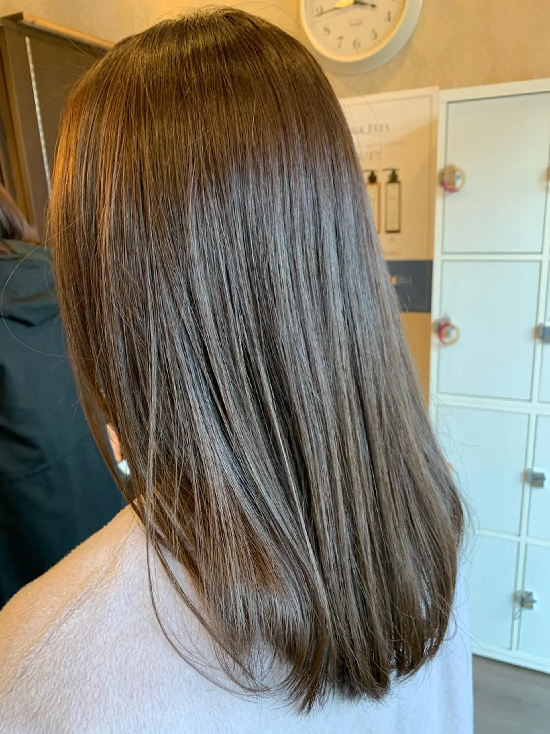 ミディアム カラー 勅使河原 裕生 Fiora大森のヘアスタイル