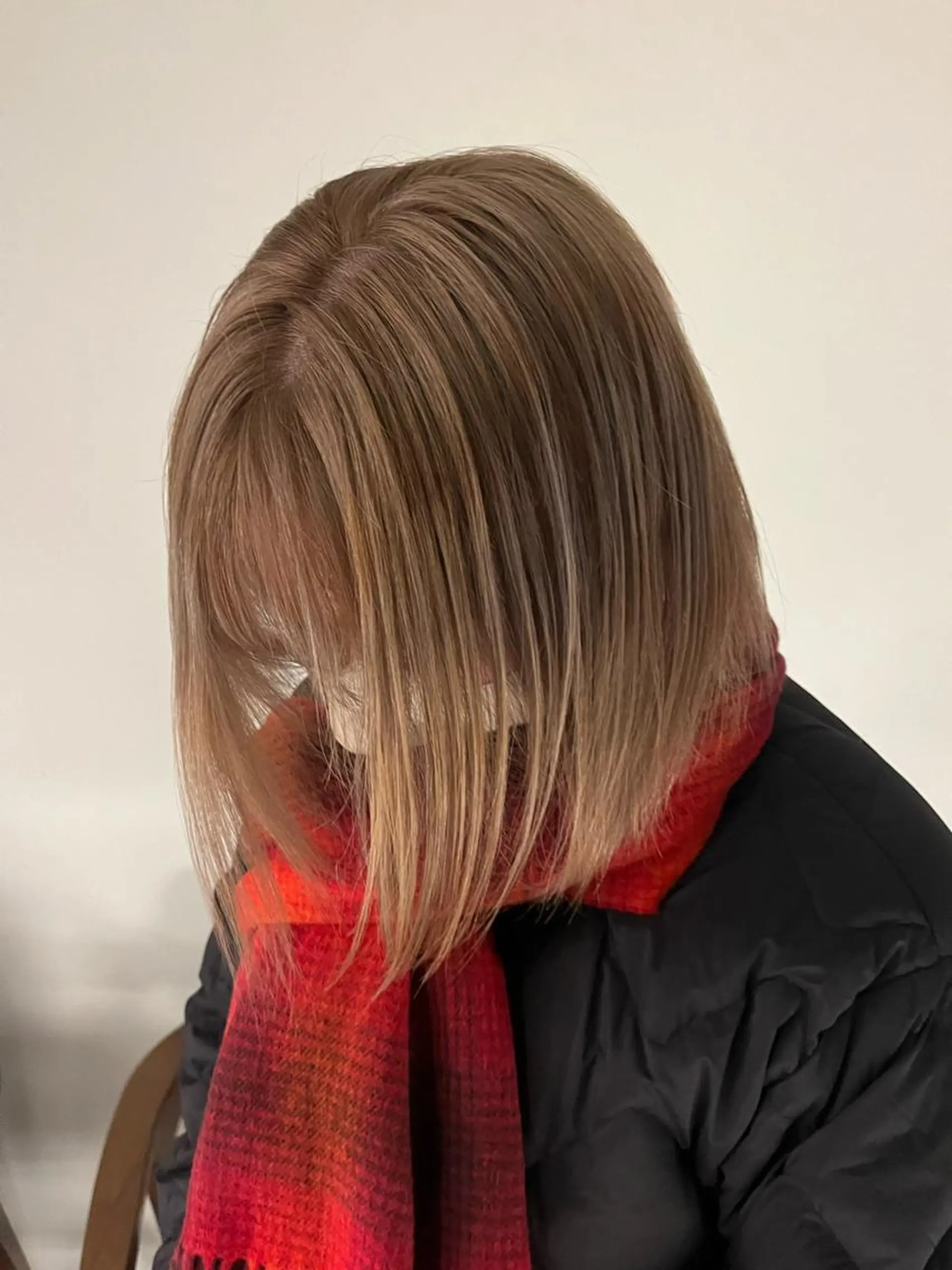 ショート カラー 頭皮につけないカラー /白髪ぼかし/実加永のヘアスタイル