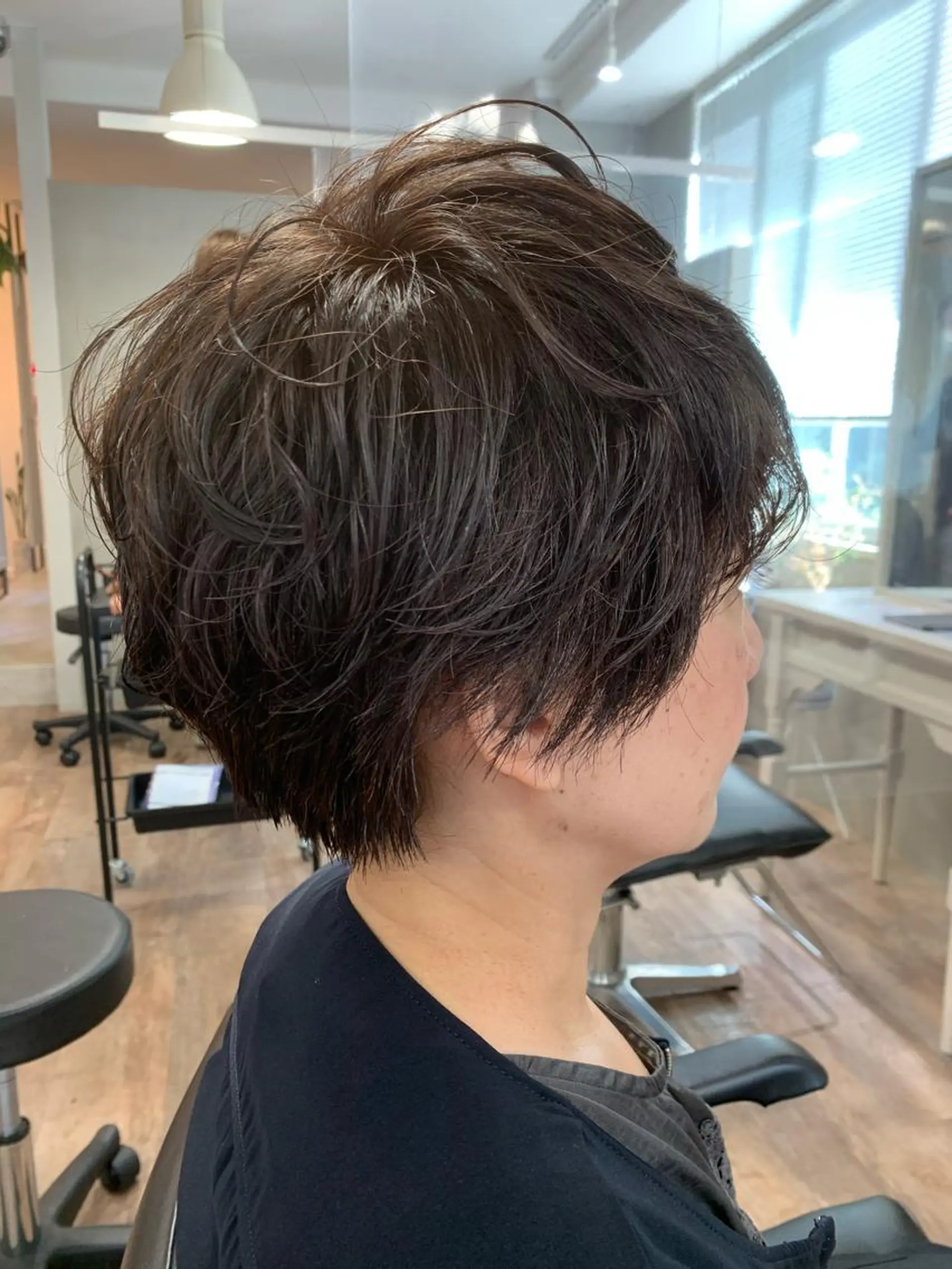ショート パーマ GO TODAY  SHAIR SALON 梅田NU茶屋町店所属・田中成美/レイヤー カット/透明感カラーのヘアスタイル
