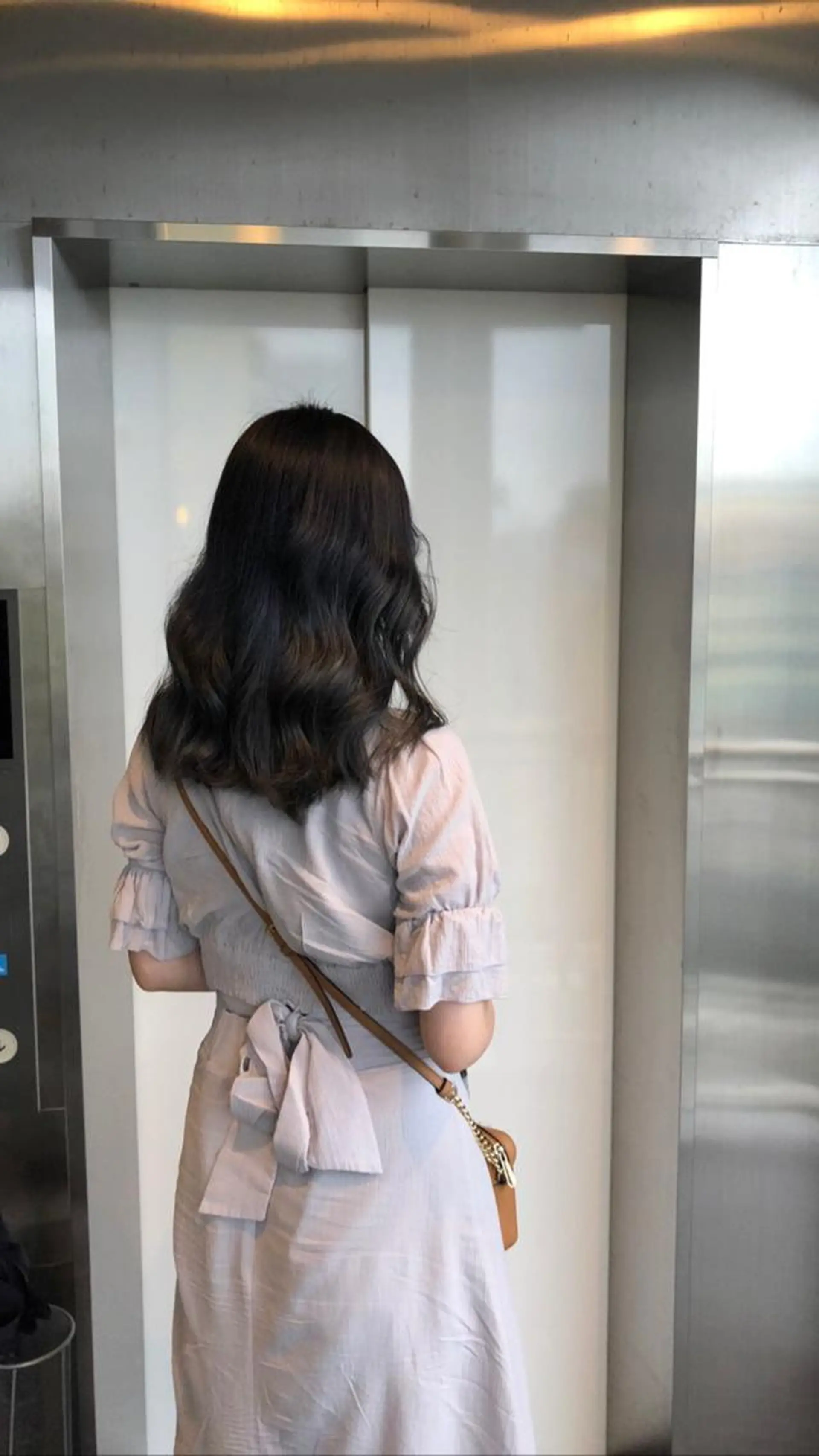 セミロング the OSCAR所属・韓国ヘアスタイリスト Harukaのヘアスタイル