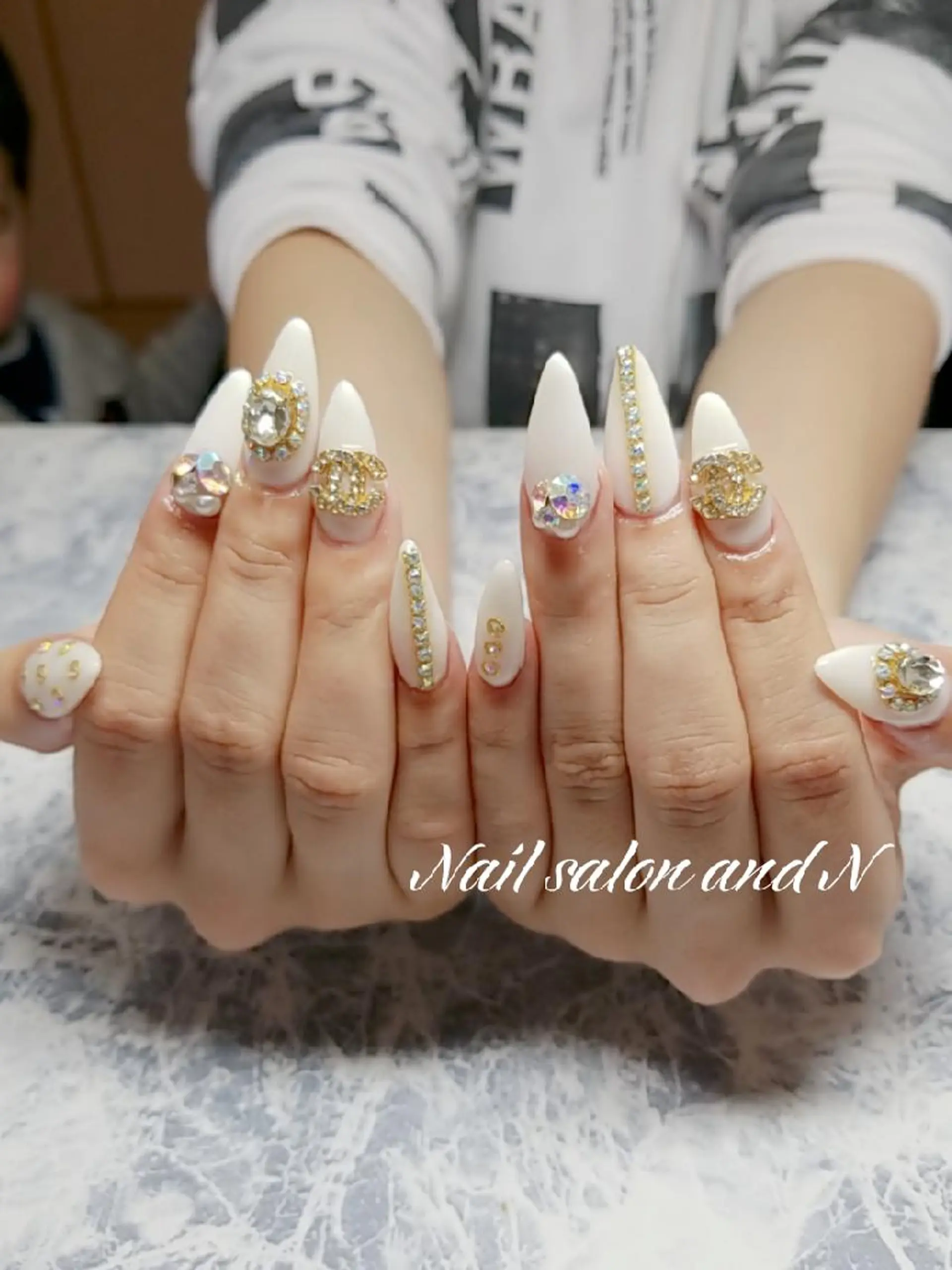 ネイル and Nのネイルデザイン