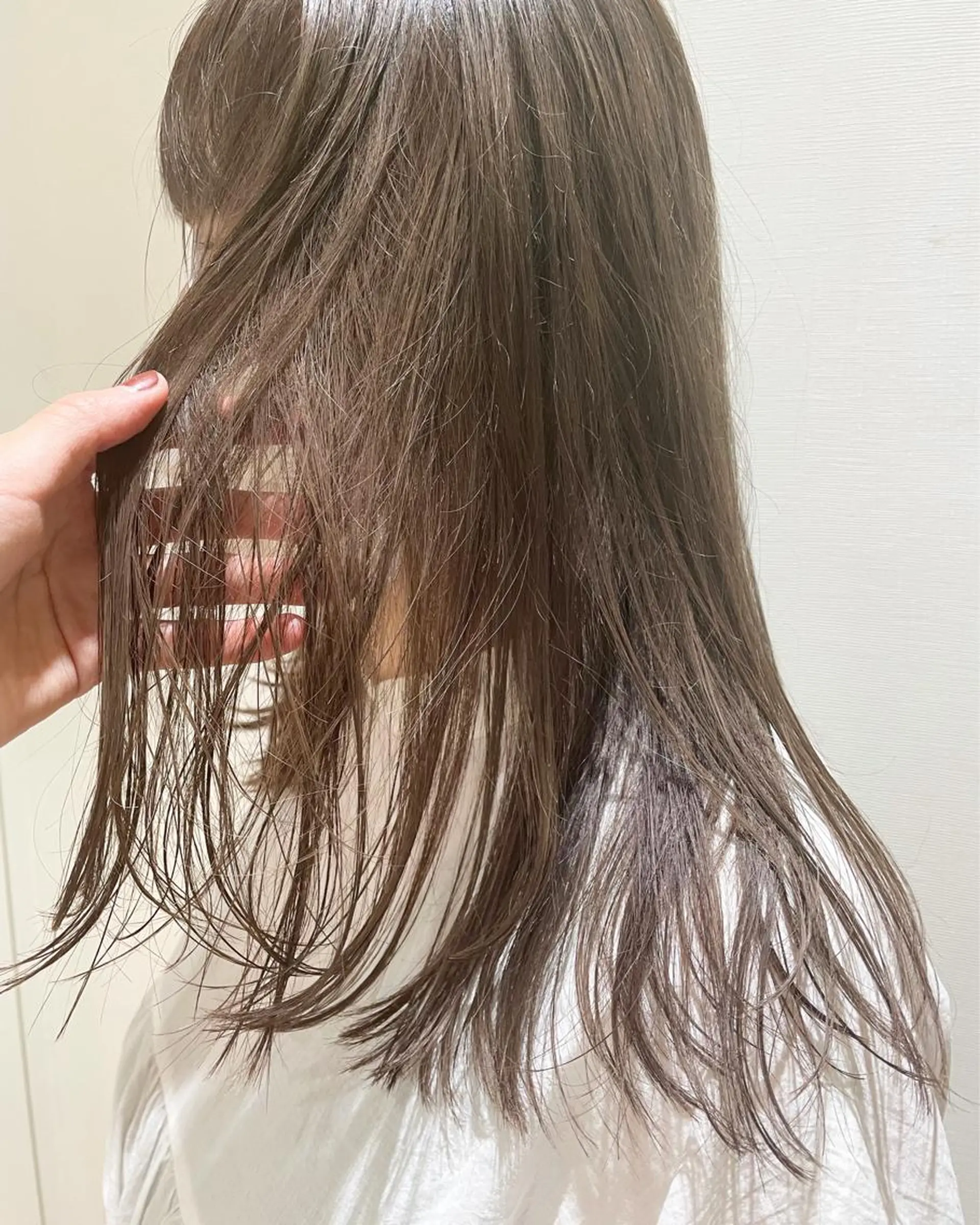 セミロング カラー 美容室Violet所属・伊藤 ひかりのヘアスタイル