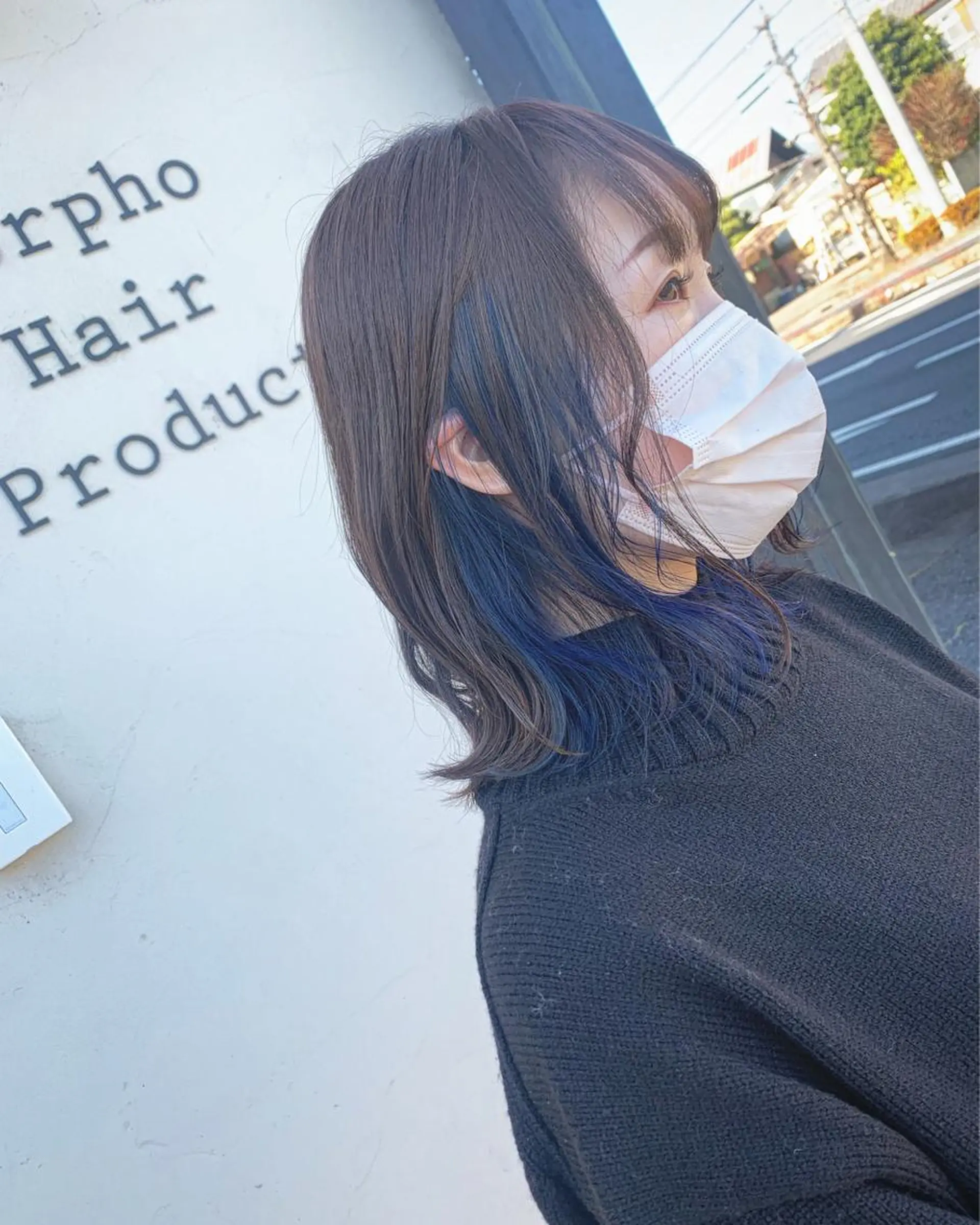 セミロング カラー ブリーチ ブルーカラー インナーカラー カット ヘアカラー Morpho Hair Product所属・井上 花音のヘアスタイル
