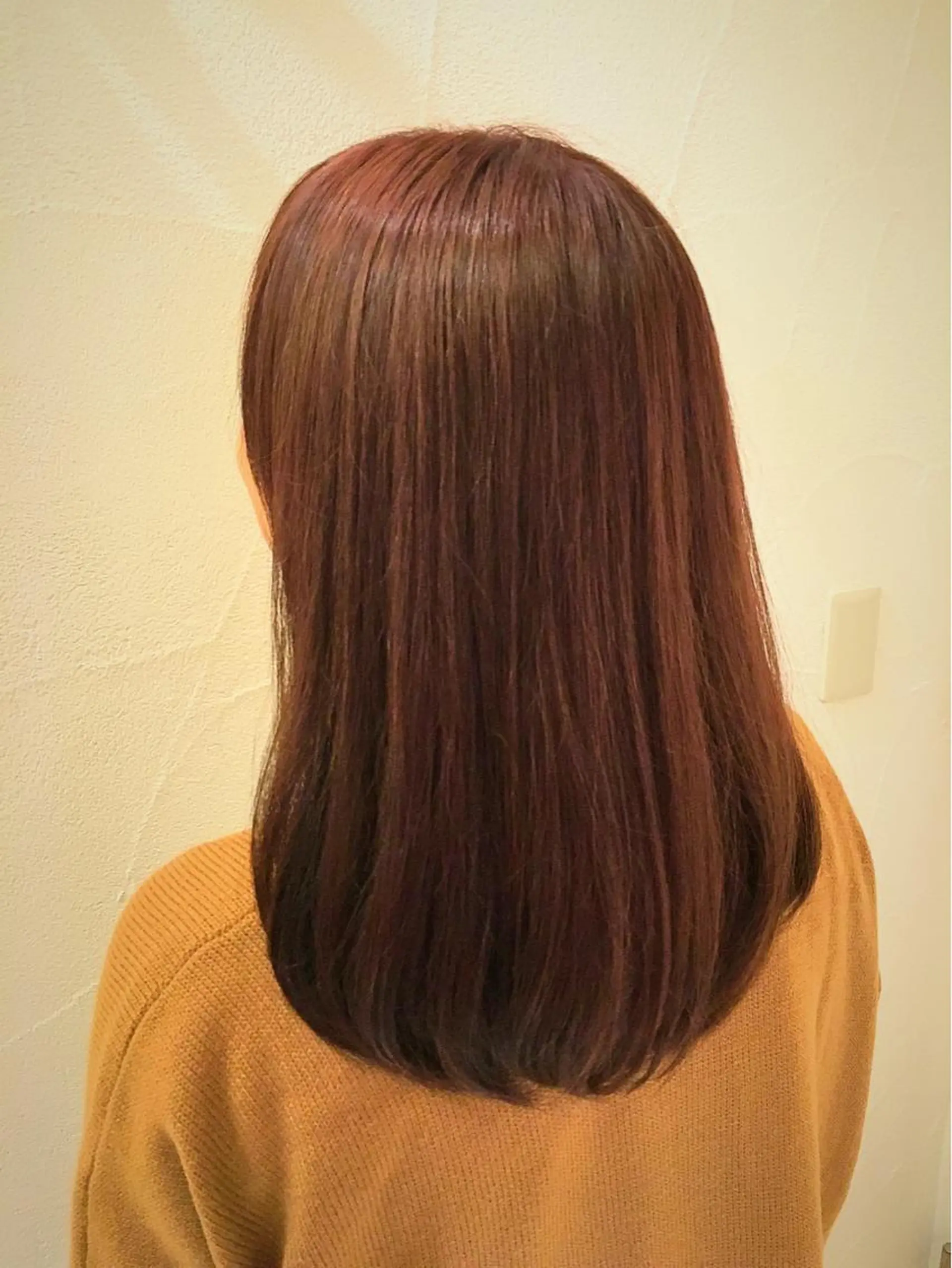 セミロング カラー ピンクカラー gite カワムラナオキのヘアスタイル