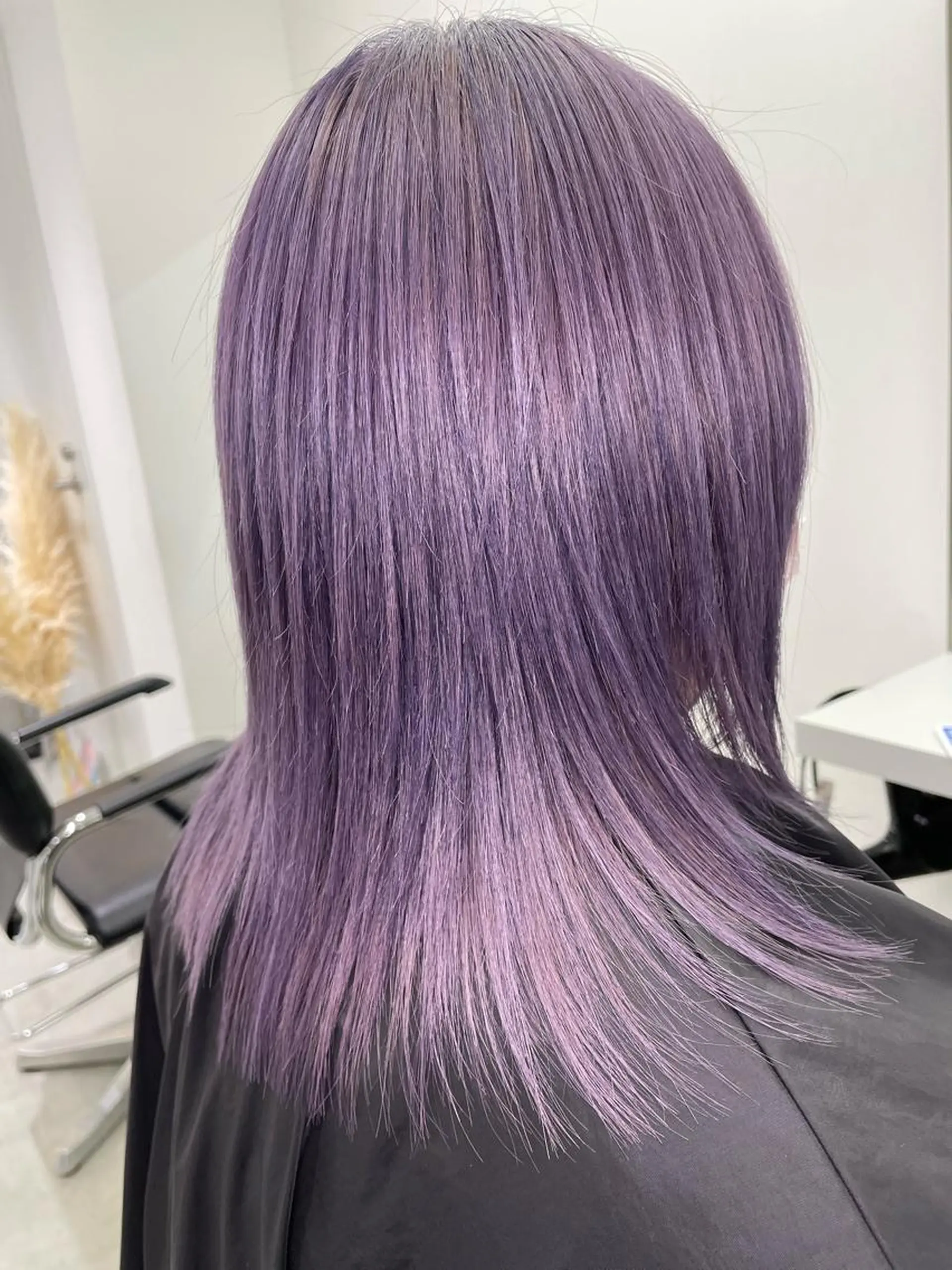 ミディアム カラー ito. ブリーチ/髪質改善のヘアスタイル