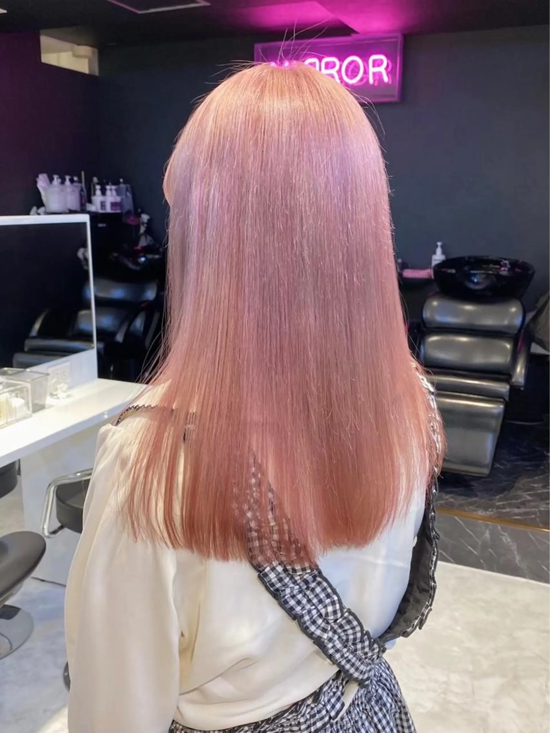 ロング カラー ブリーチ ヘアカラー トリートメント 🤍柔らかhair 🤍Kazu 🐩のヘアスタイル