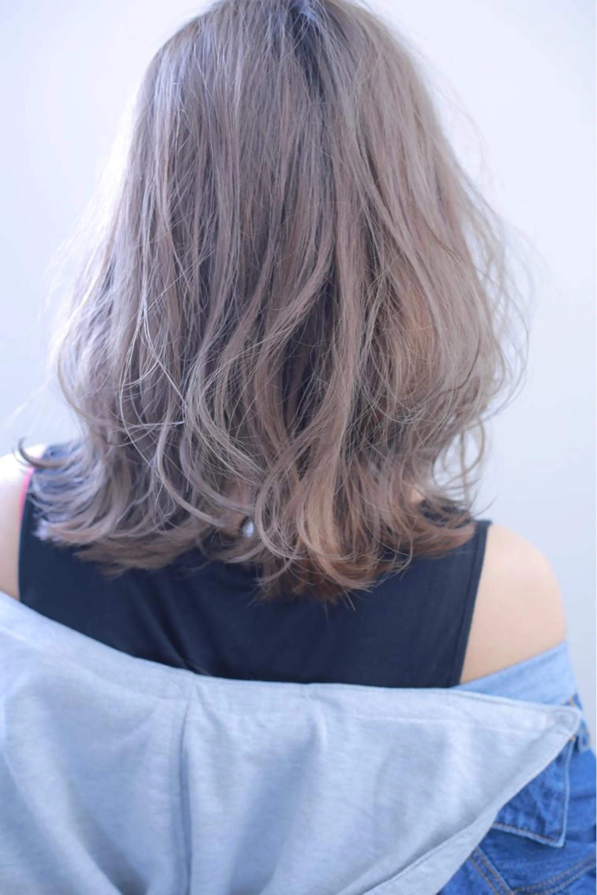 セミロング 伊藤 裕貴のヘアスタイル