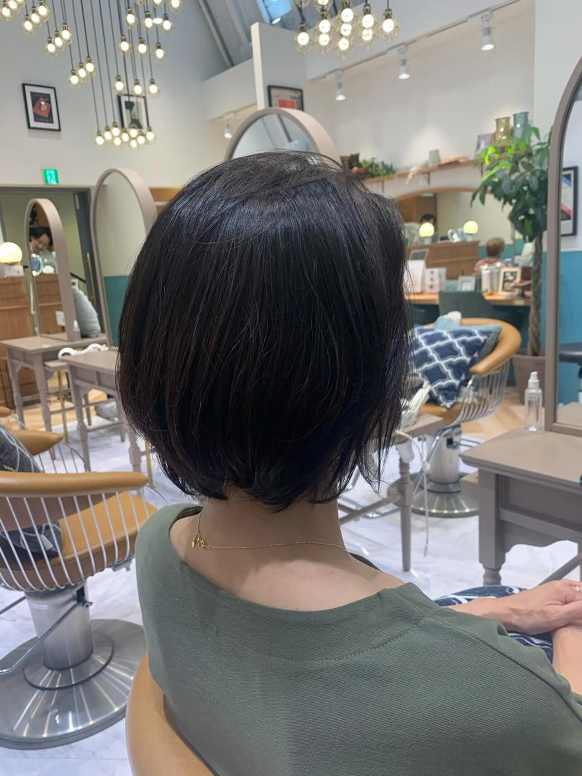 ミディアム カラー ✄個性を生かす✄ 𝒉a𝒓u𝒏aのヘアスタイル