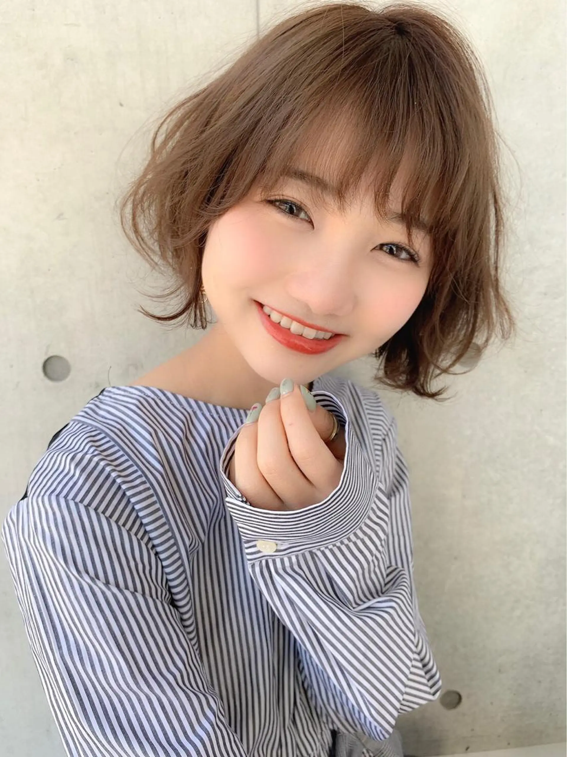 ショート ショートヘア ♡透け感カラー 大賀哲平♡のヘアスタイル