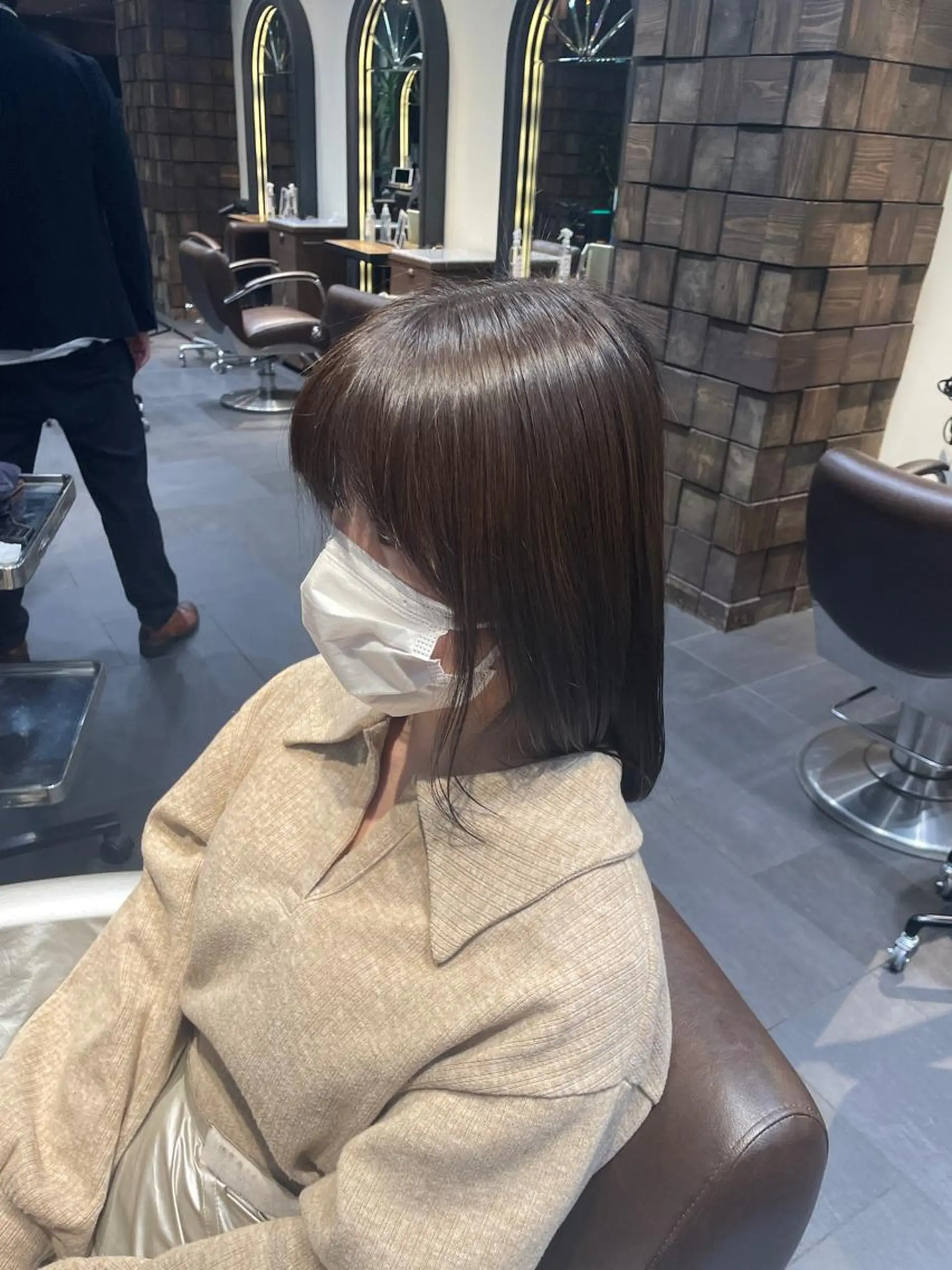 ミディアム カラー ブリーチ＆縮毛矯正 🧸tomoki🧸のヘアスタイル