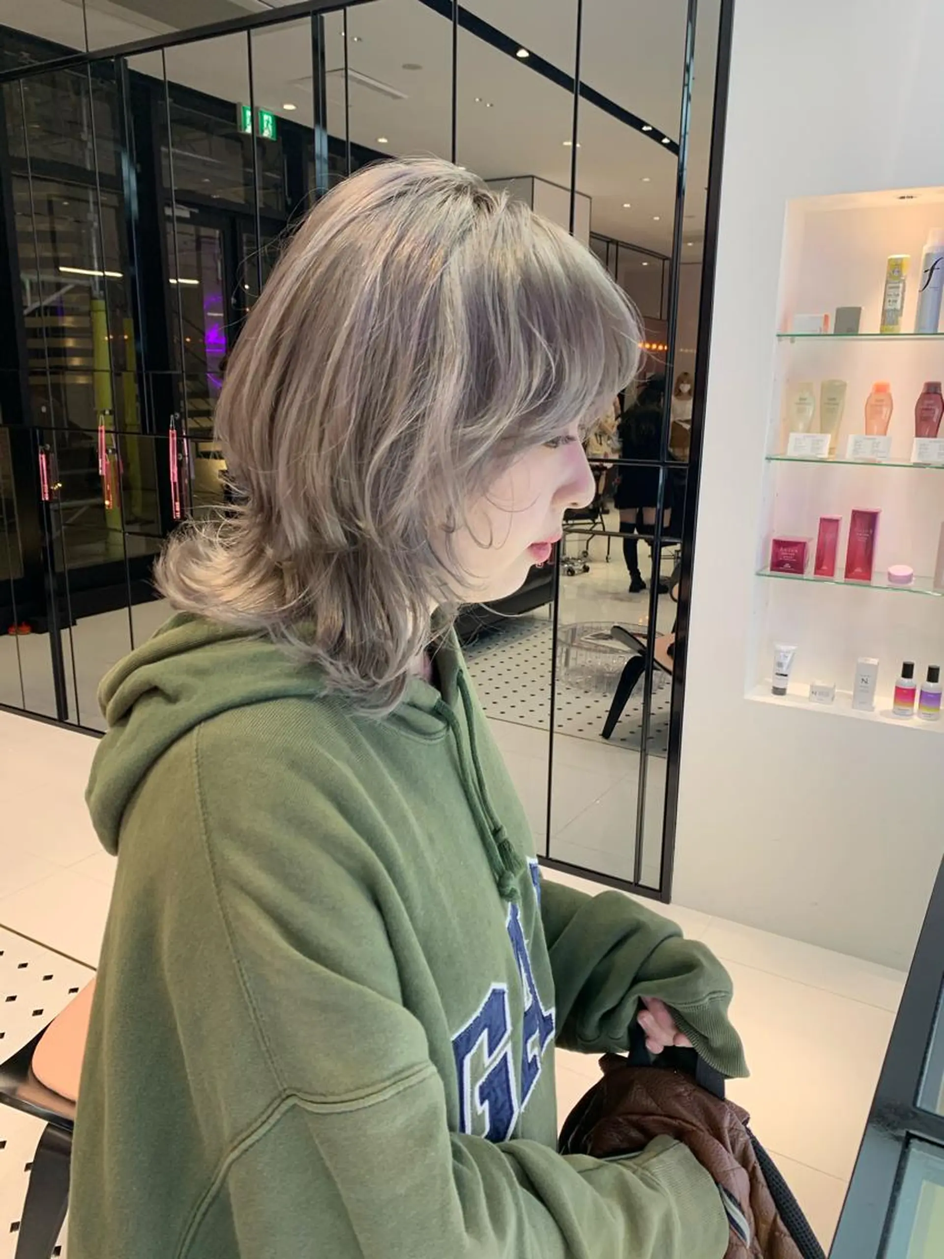 ミディアム カラー ブリーチ ハッシュカット/ハイ トーン/MANAMIのヘアスタイル