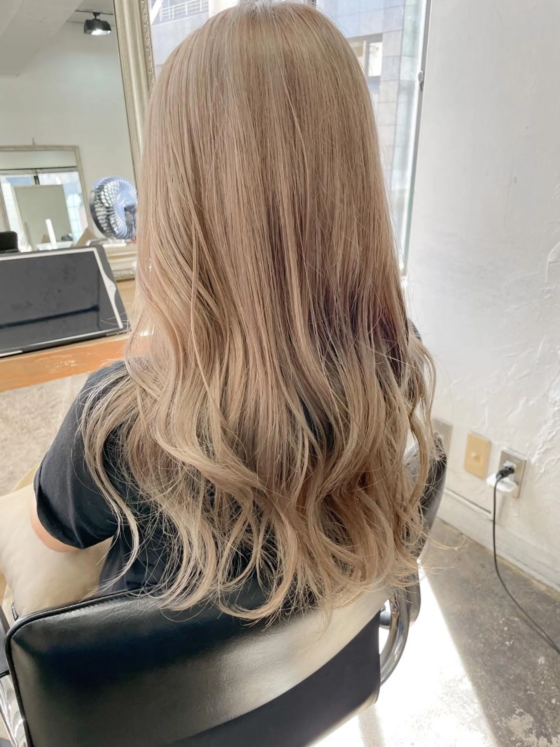 ロング カラー verda所属・✨ブリーチなし透明感 池袋　水野のヘアスタイル