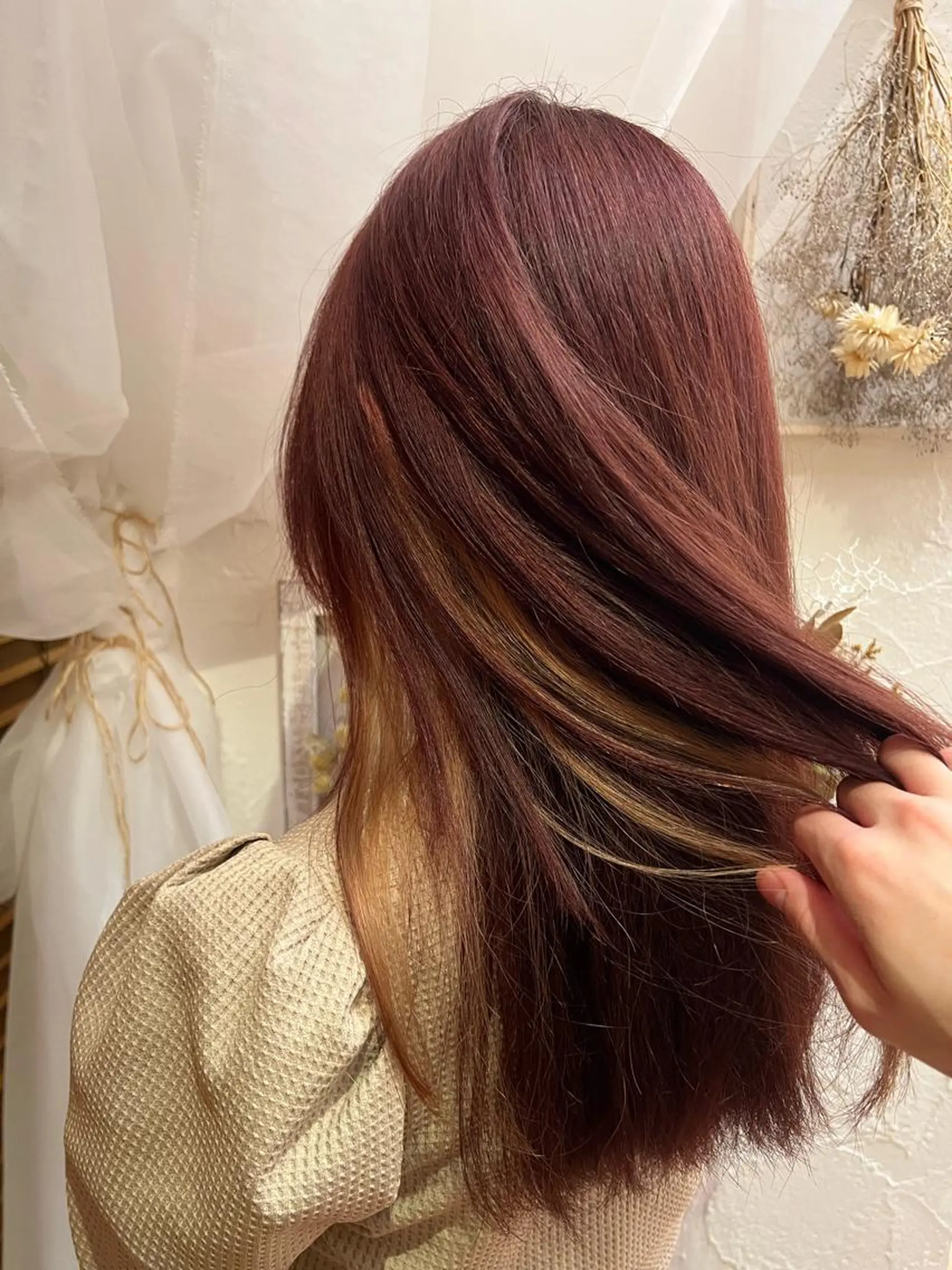 セミロング カラー ラベンダーカラー ピンクカラー カット ヘアカラー M.SLASH センター北所属・山内 七鐘のヘアスタイル