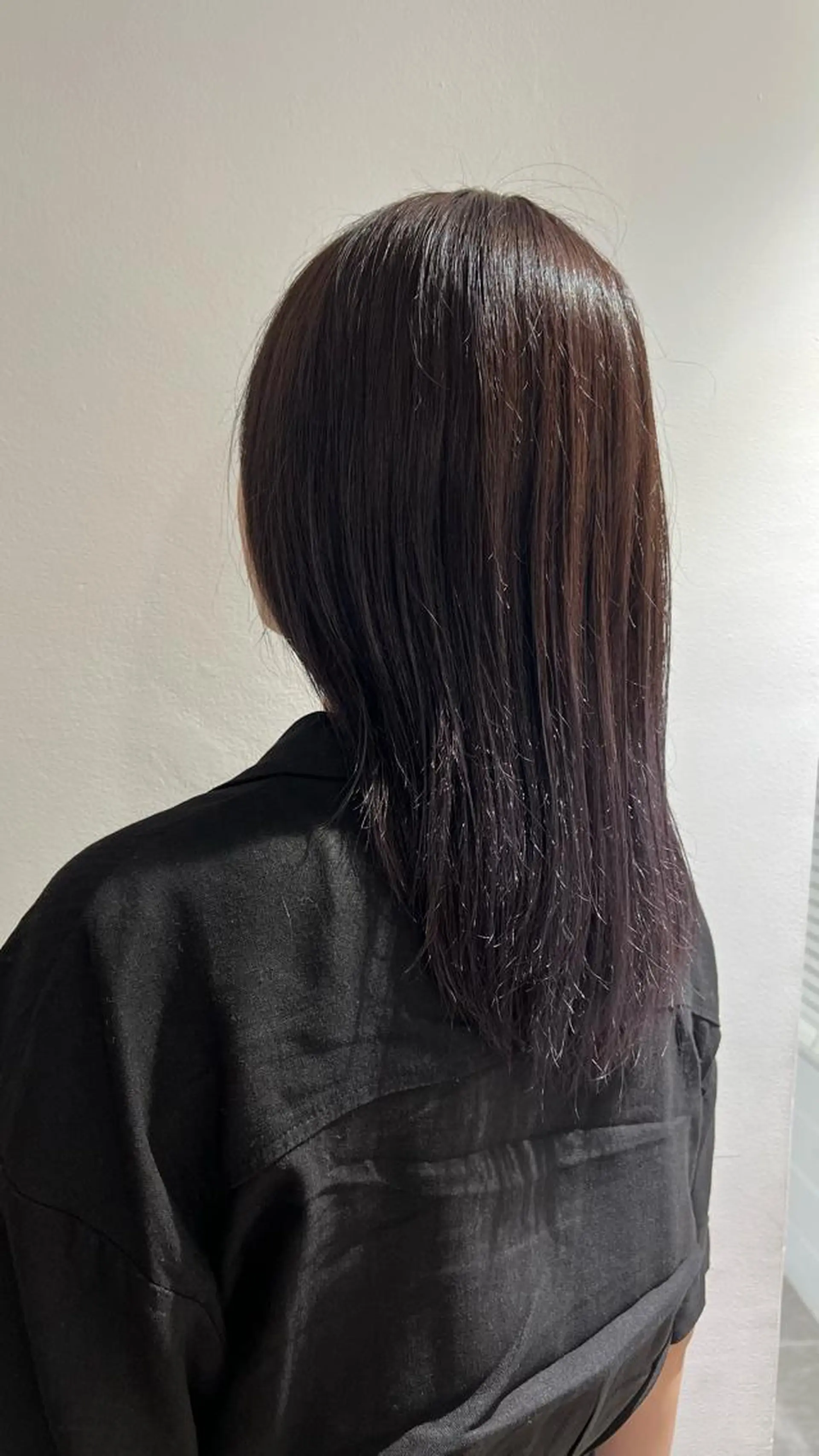 セミロング BUZZ 自由が丘所属・ogura hitomiのヘアスタイル