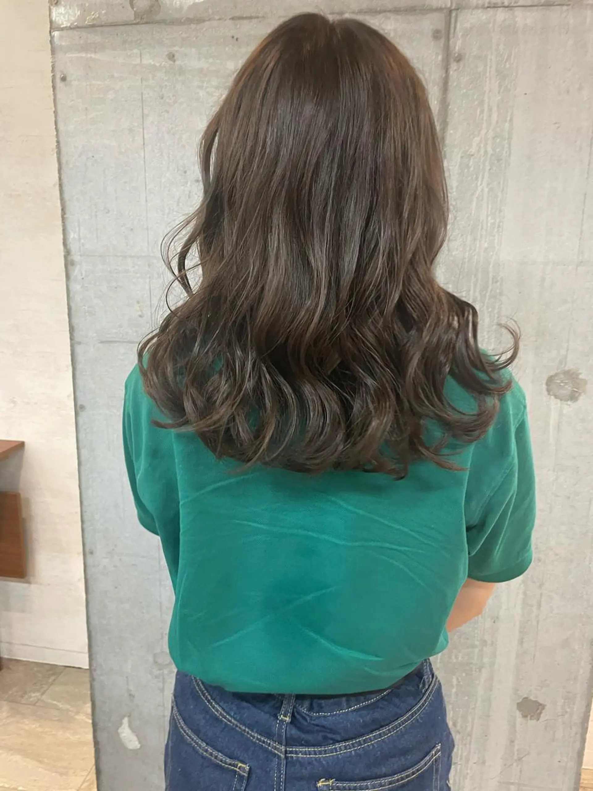 セミロング カラー アディクシーカラー 透明感カラー Reve  resort所属・美髪× ヘアセット✨Araiのヘアスタイル