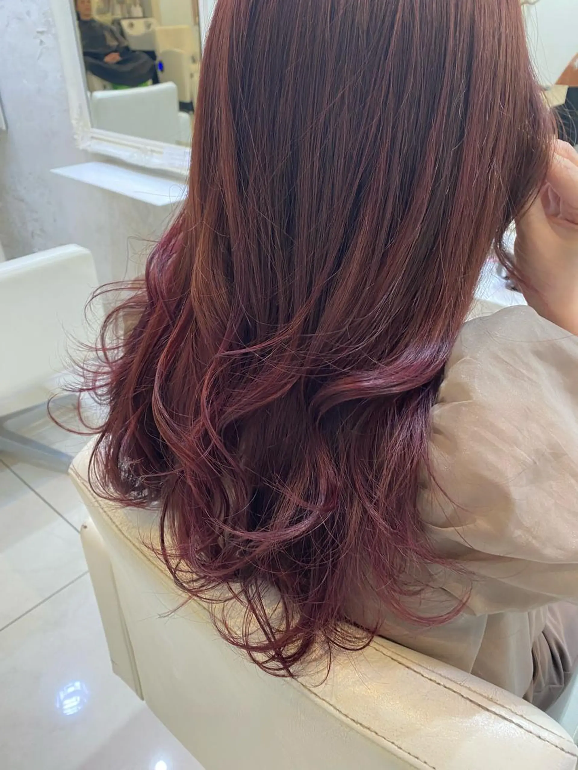 セミロング カラー ヘアアレンジ マツエク・マツパ アイブロウ ブラウンカラー ピンクカラー ピンクブラウン カラーマツエク Noah's　Ark所属・透明感カラー🫧ヘア セット🫧松本菜月の眉毛・アイブロウイメージ