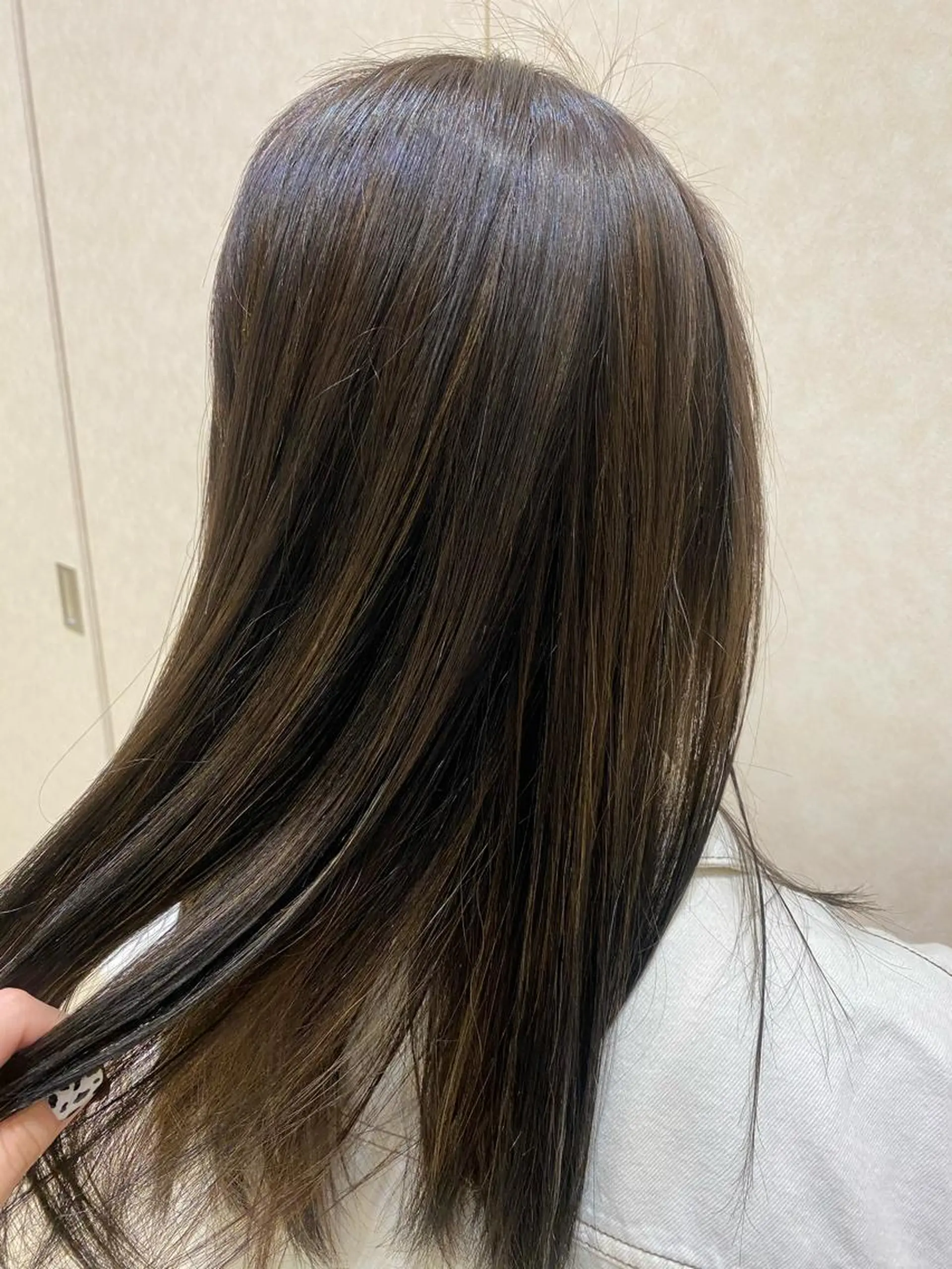 セミロング OLIVE所属・小倉 沙織のヘアスタイル