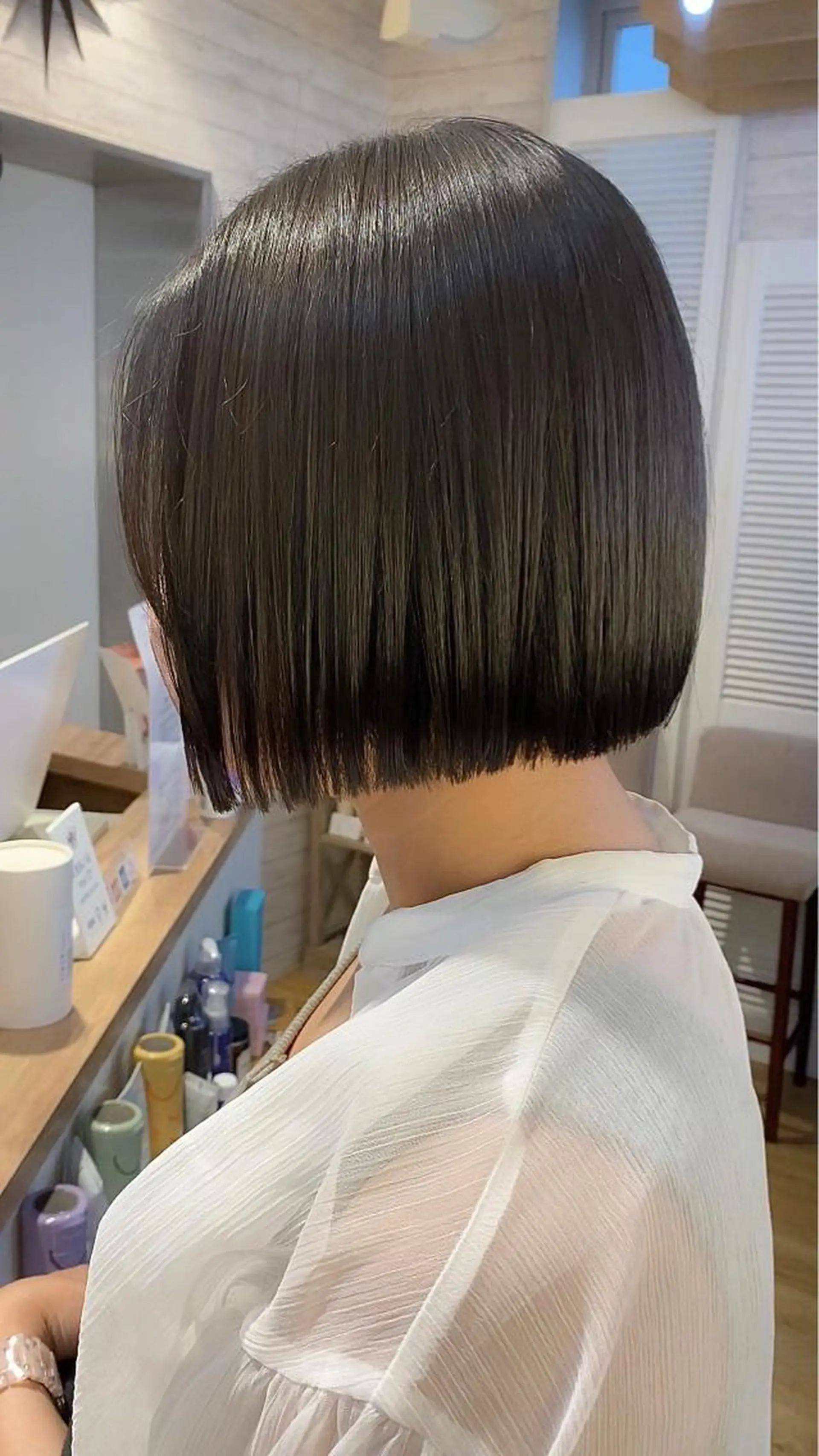 ショート hair salon dot.tokyo color所属・MANAMI 🥀ウルフカットのヘアスタイル