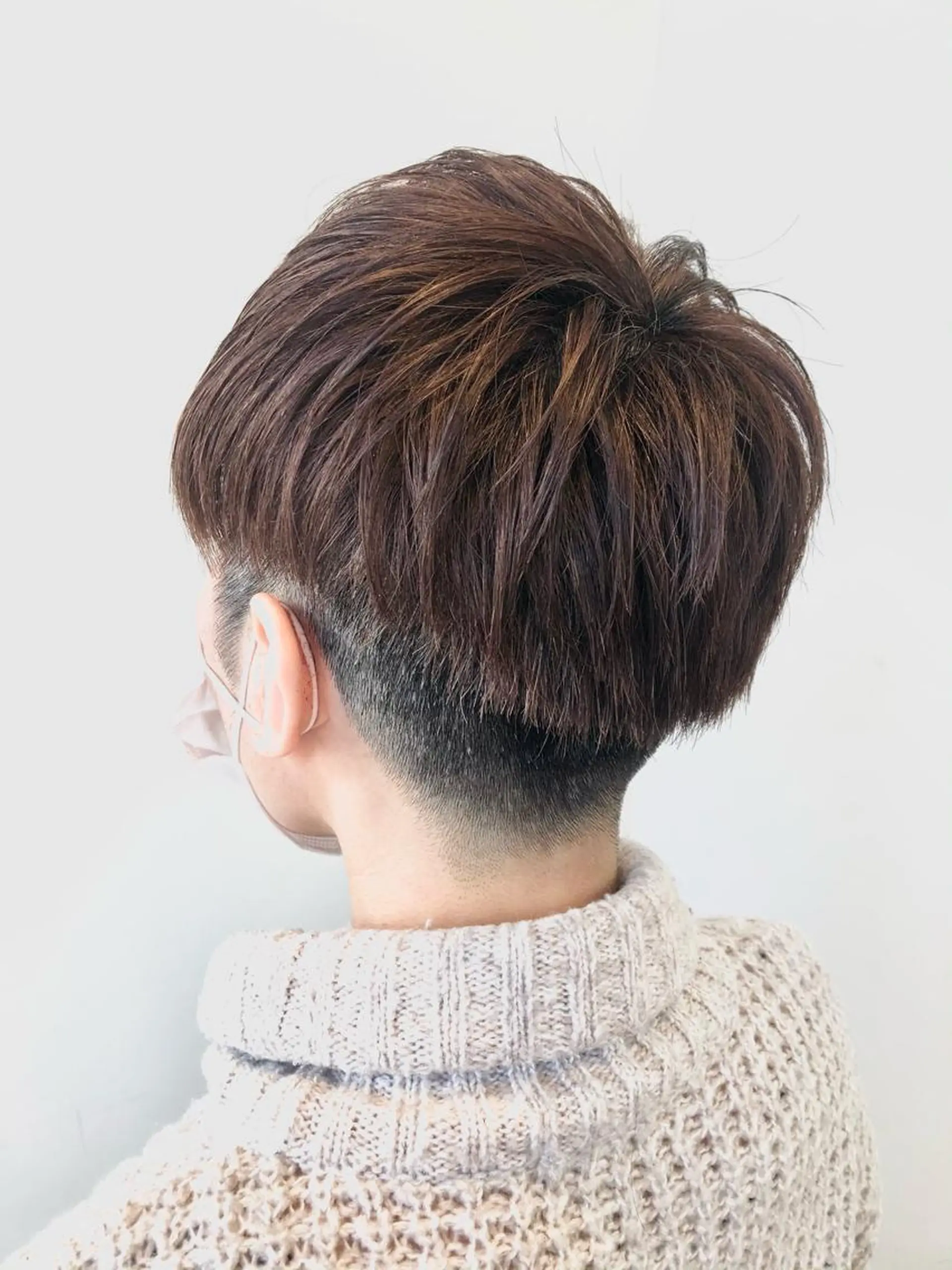 ショート 岩谷 愛依のヘアスタイル