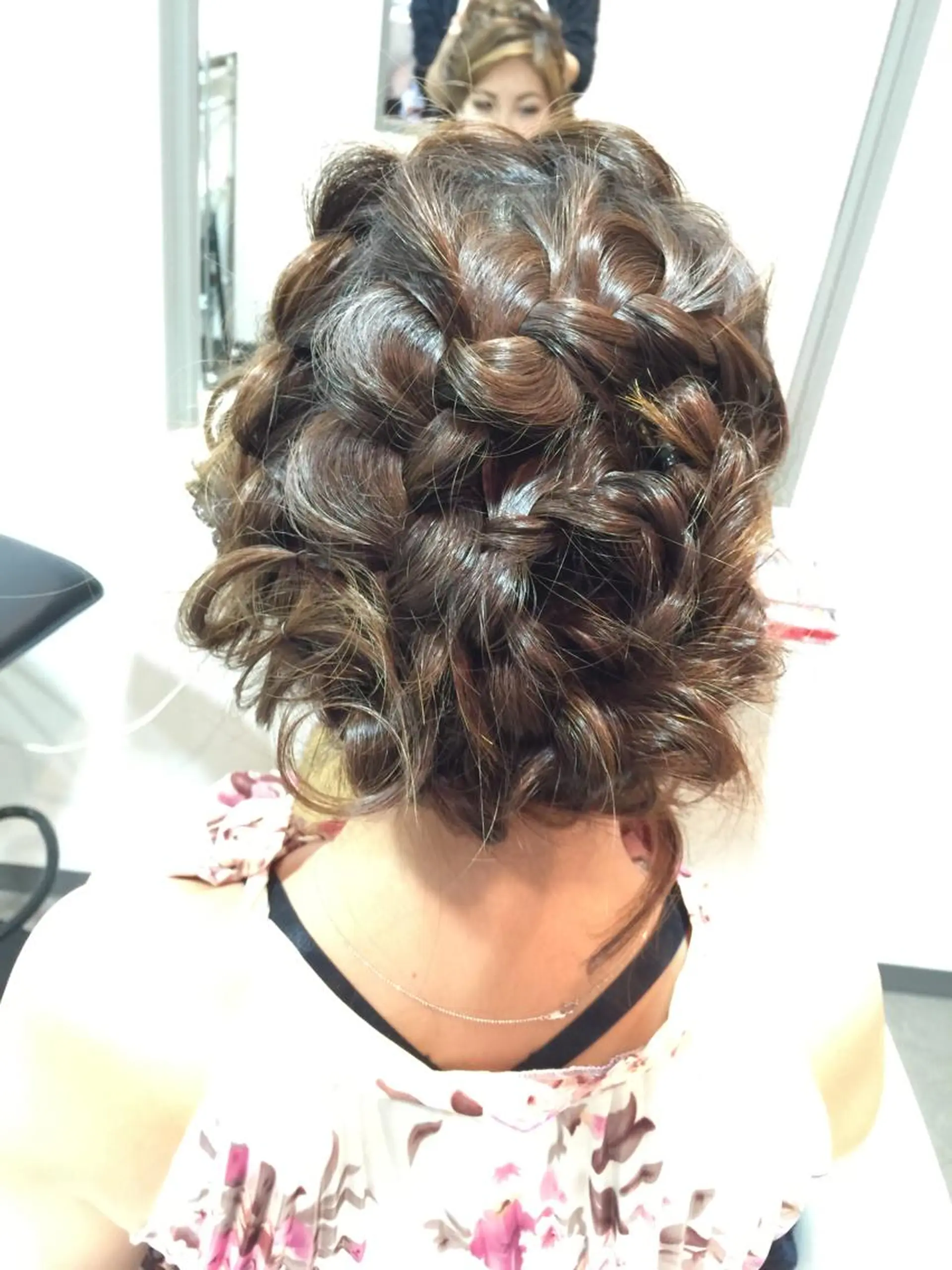 ヘアアレンジ 吉本 yoshimotoのヘアスタイル