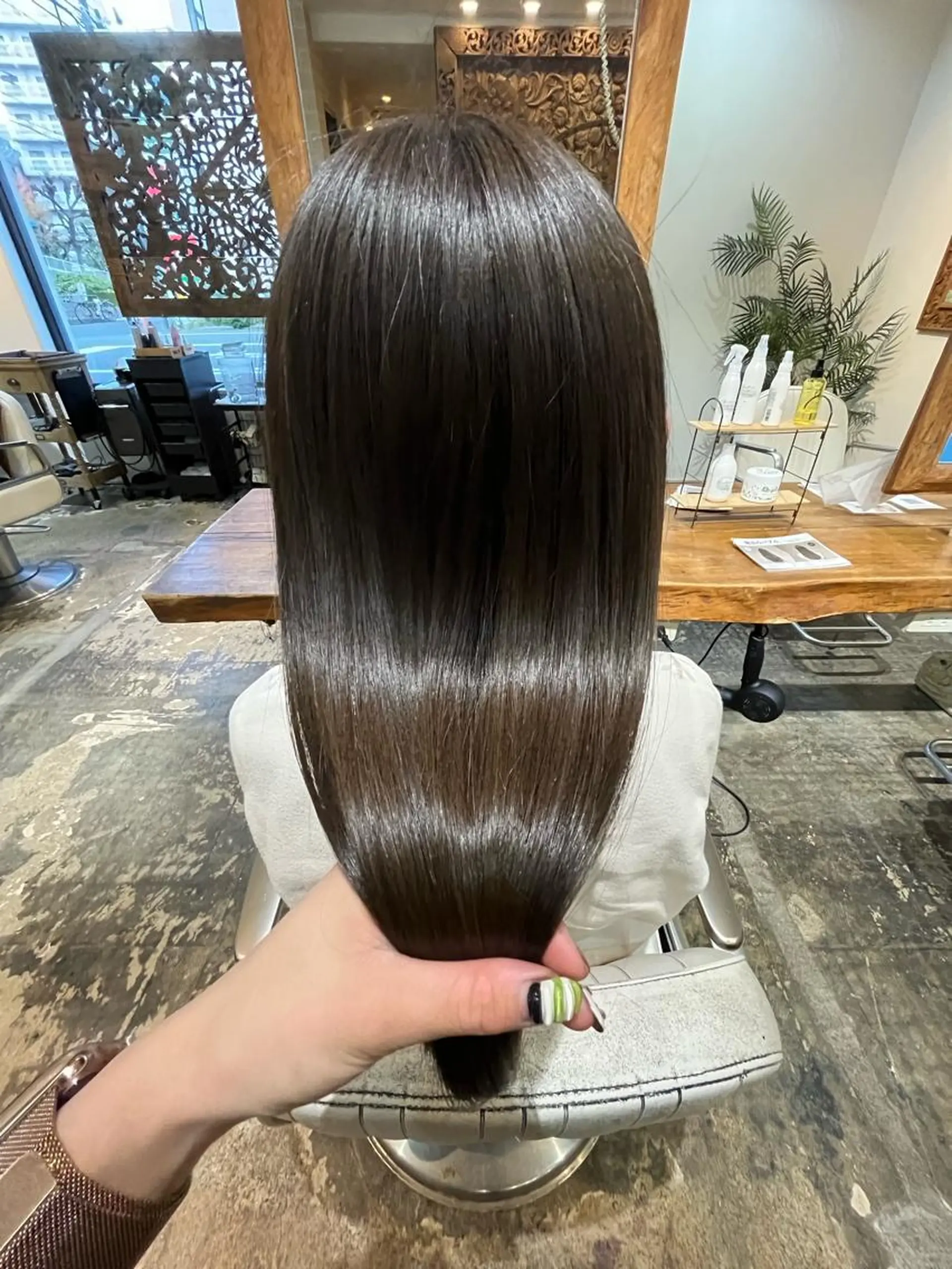 ロング putri店長 和田鈴采のヘアスタイル