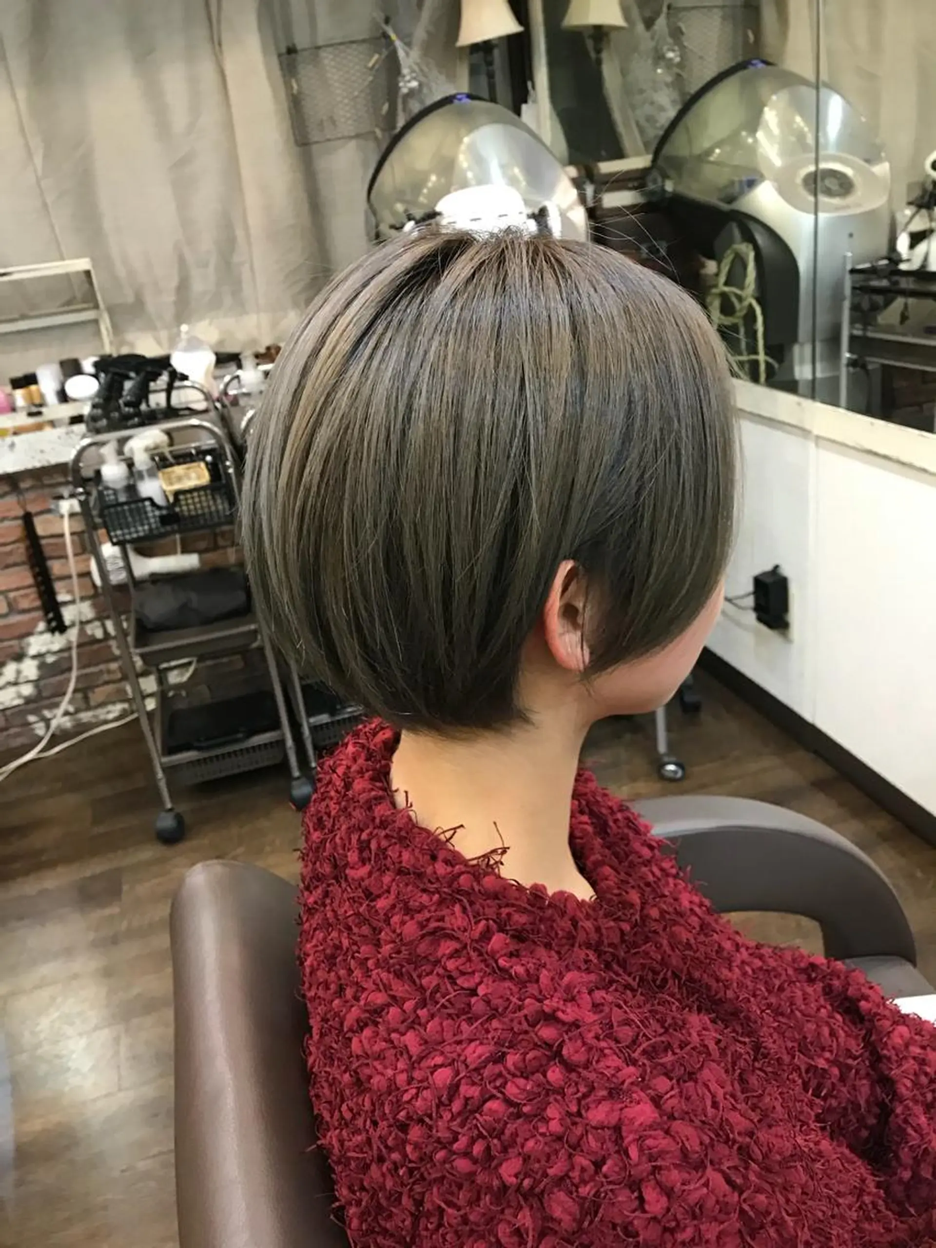 ショート サロウィン新宿三丁目所属・✨クセ・広がりで悩む 学生さんへ✨taroのヘアスタイル