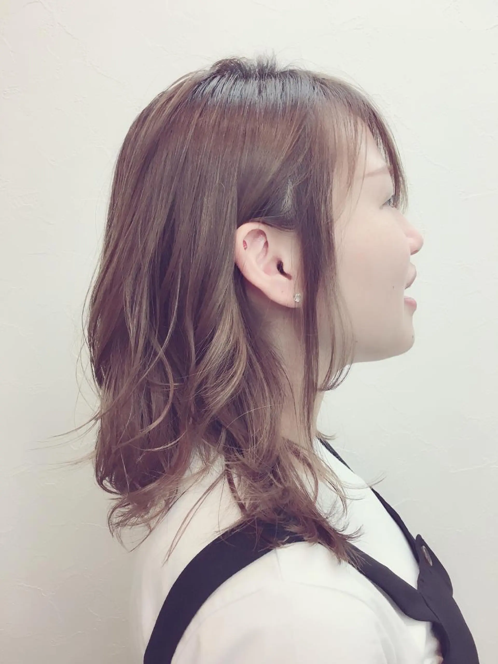 ミディアム カラー 菅沼 まみのヘアスタイル