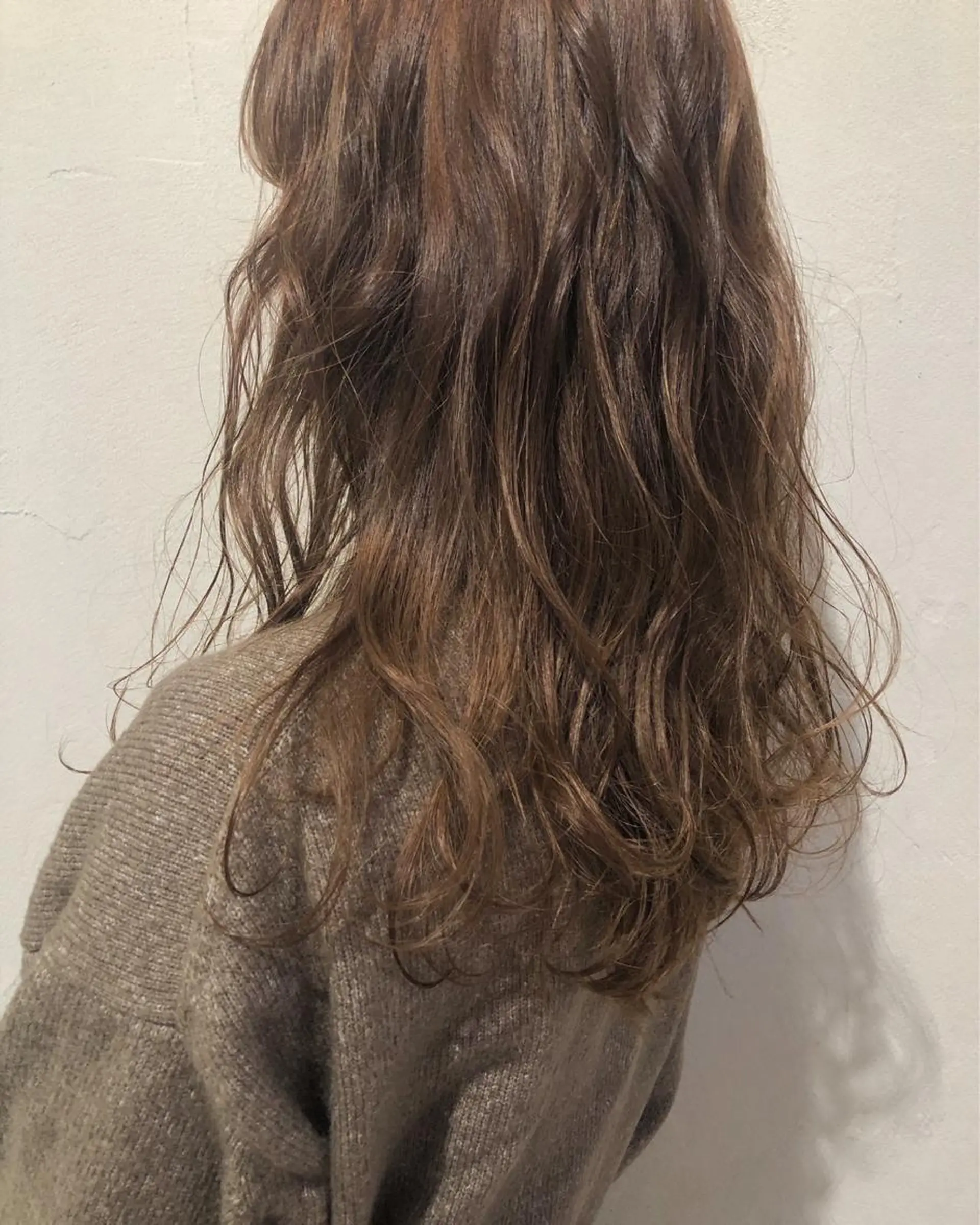 ロング レイヤーカット/ 透明感カラーmikuのヘアスタイル