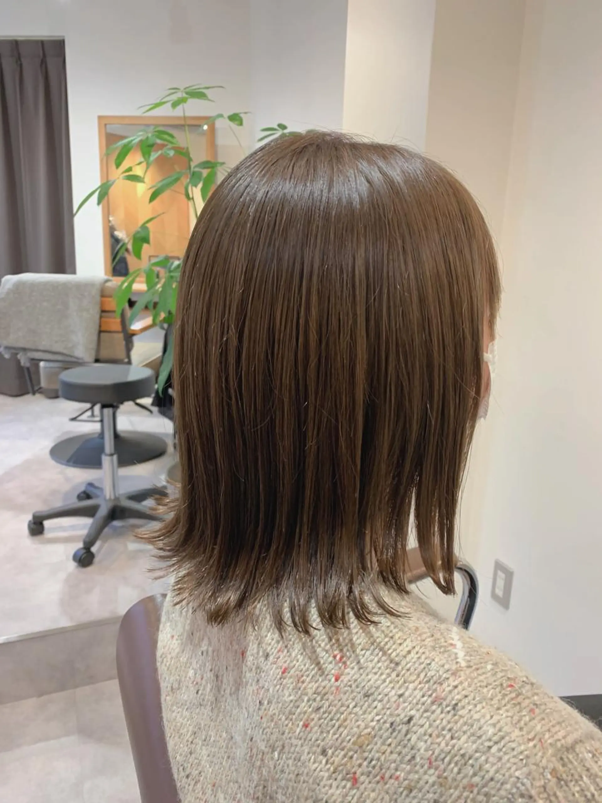 ミディアム カラー MIA 菅原のヘアスタイル