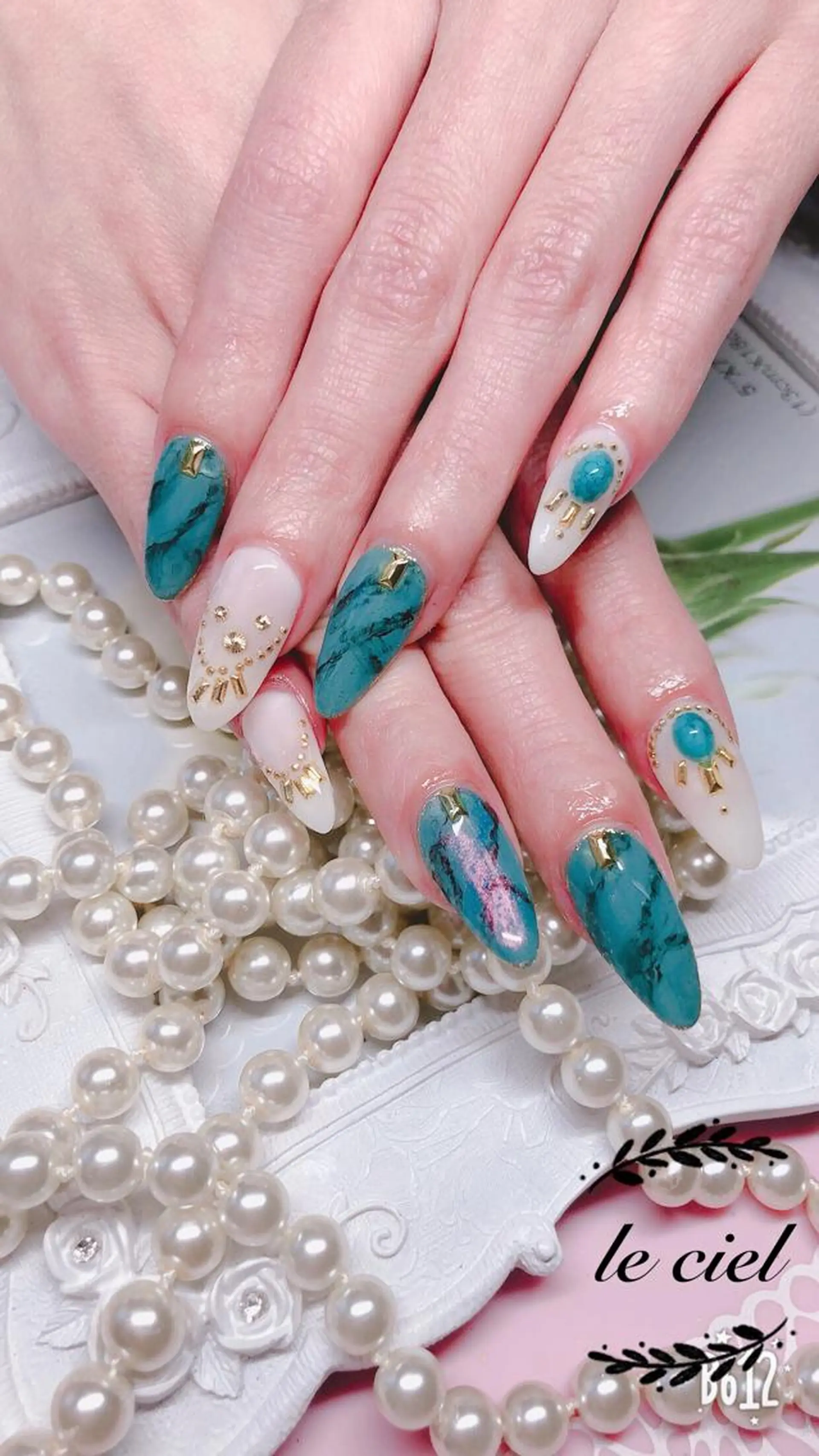 ネイル ハンドネイル Naka Rieのネイルデザイン