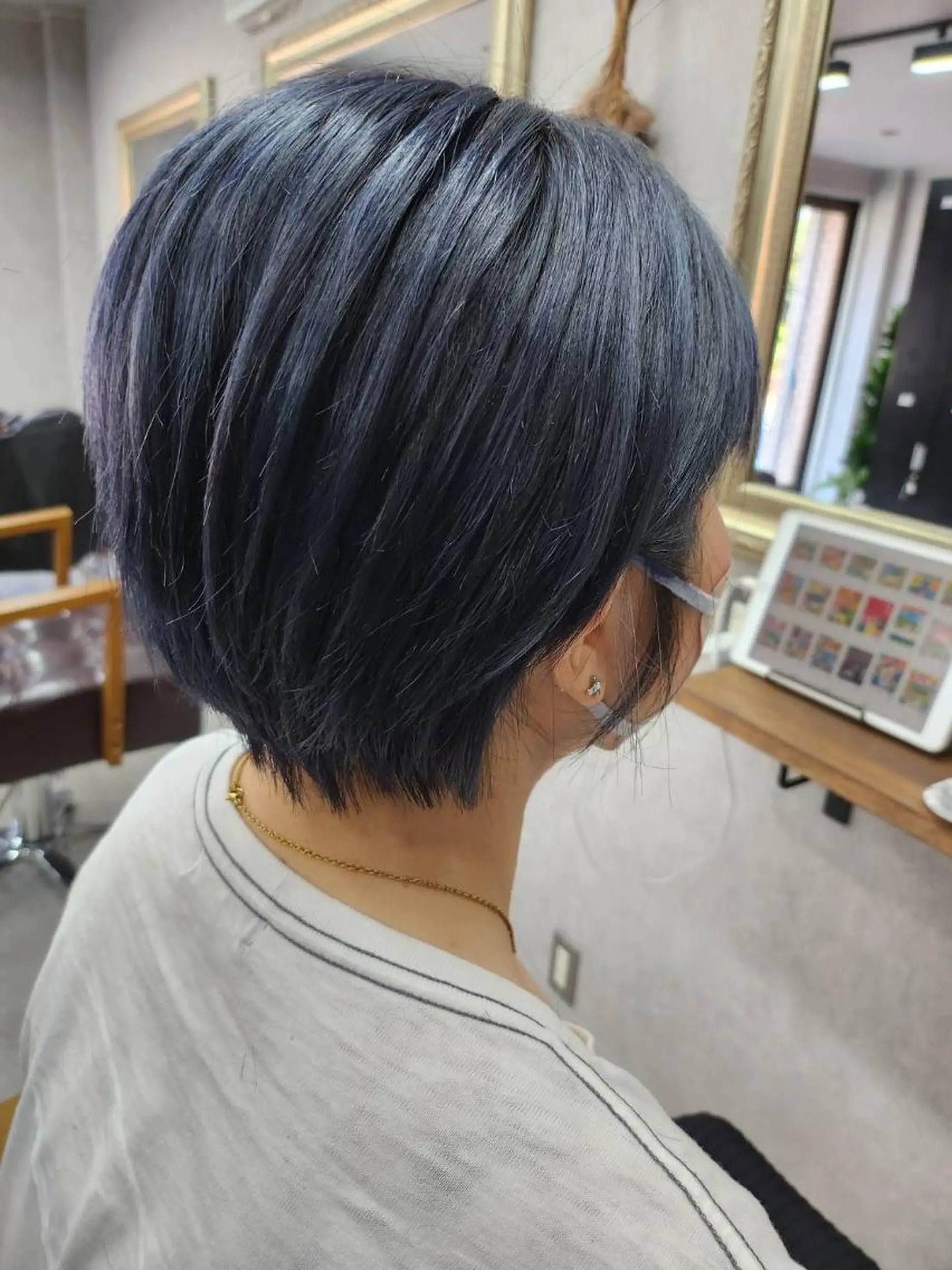 ショート カラー ヘアカラー トリートメント 濱川 佳奈のヘアスタイル