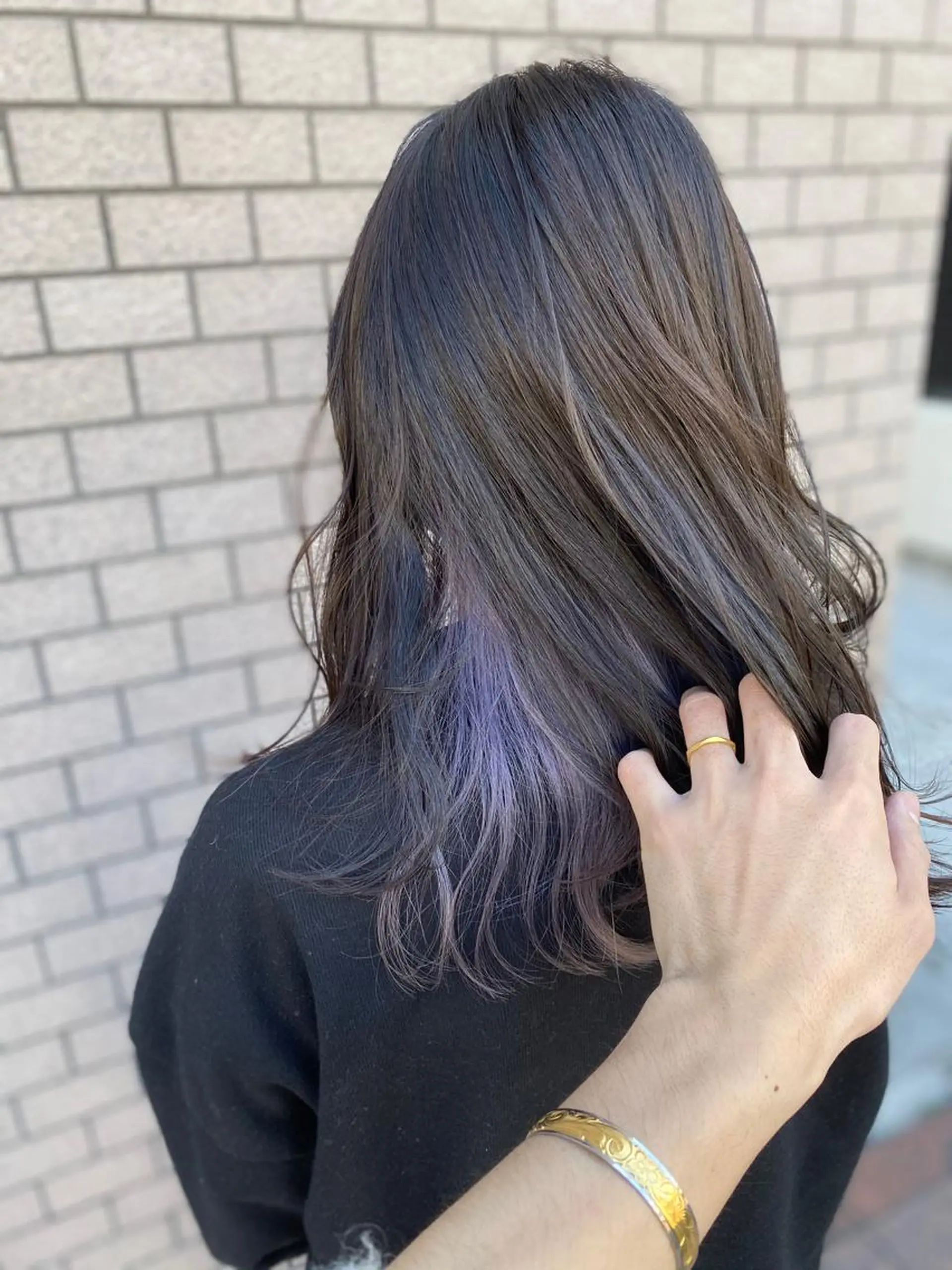 セミロング アッシュ 岡本 拓朗のヘアスタイル