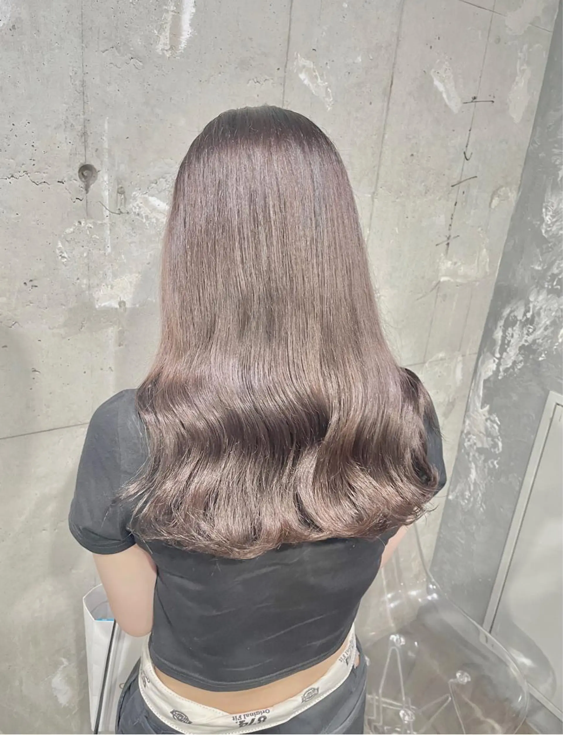 ロング カラー カット ヘアカラー トリートメント ヘッドスパ ヘアセット ベージュカラー💖 やすひろのヘアスタイル