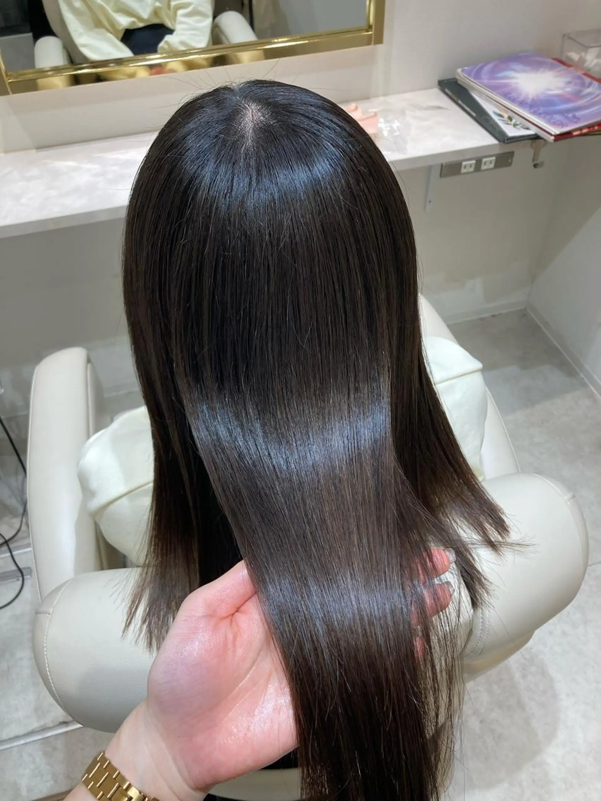 セミロング カット ヘアカラー トリートメント LEVIJU hair  矢野岬のヘアスタイル