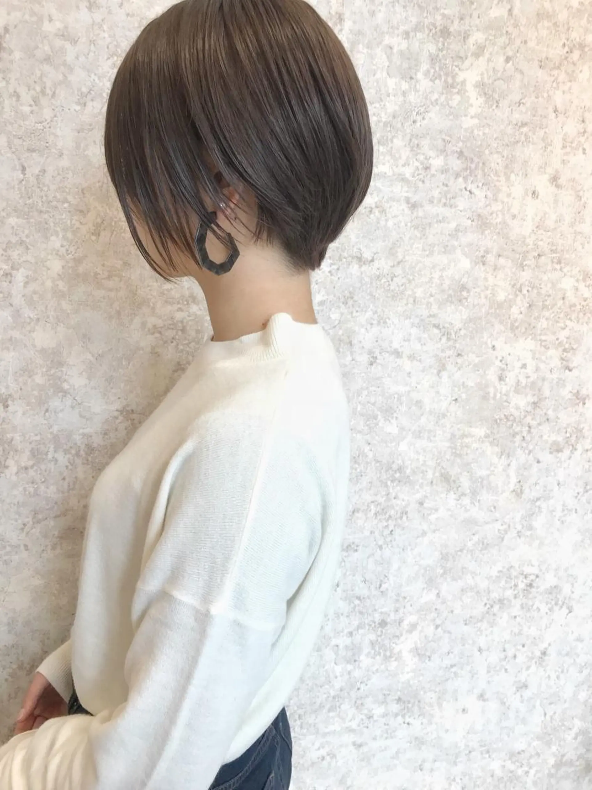 ショート カラー ショートヘア HARUNA🤍 大人ショートヘアのヘアスタイル