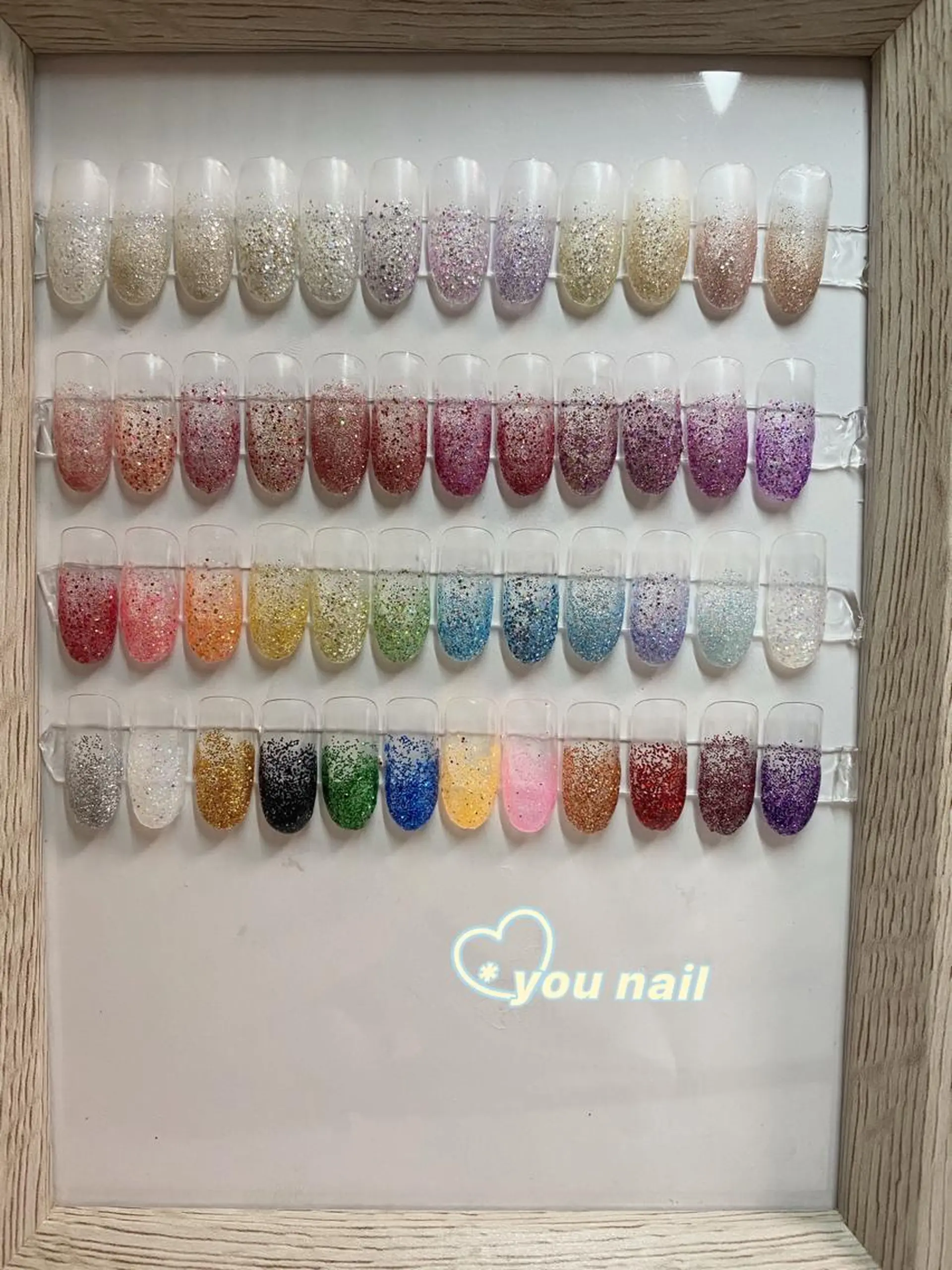 ネイル グラデーション キラキラネイル ラメ(グリッター) ラメグラデーション ハンドネイル 狭山店(林) You nailのネイルデザイン