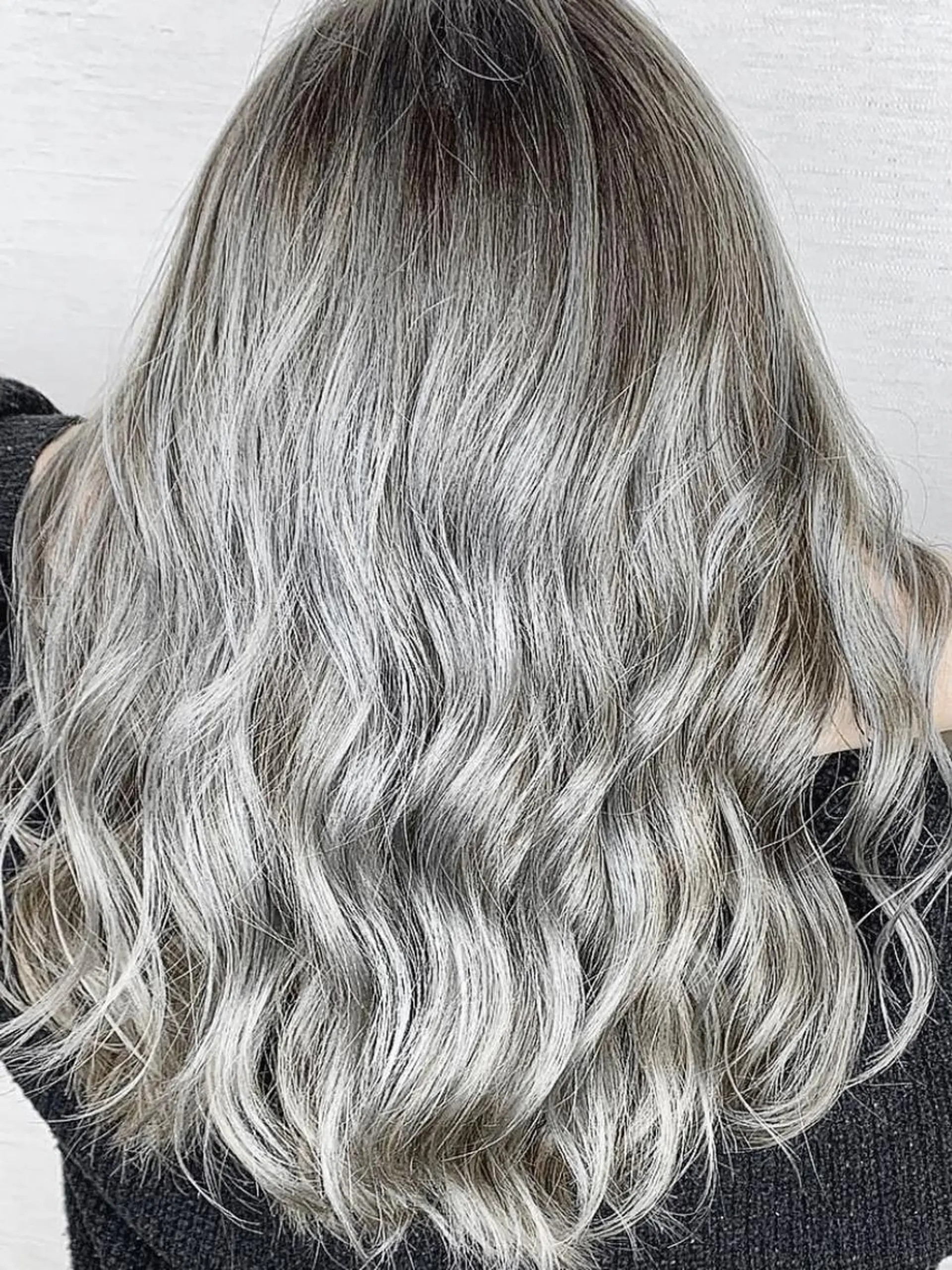 ロング ブリーチなしダブル/ レイヤーカット 小棹のヘアスタイル