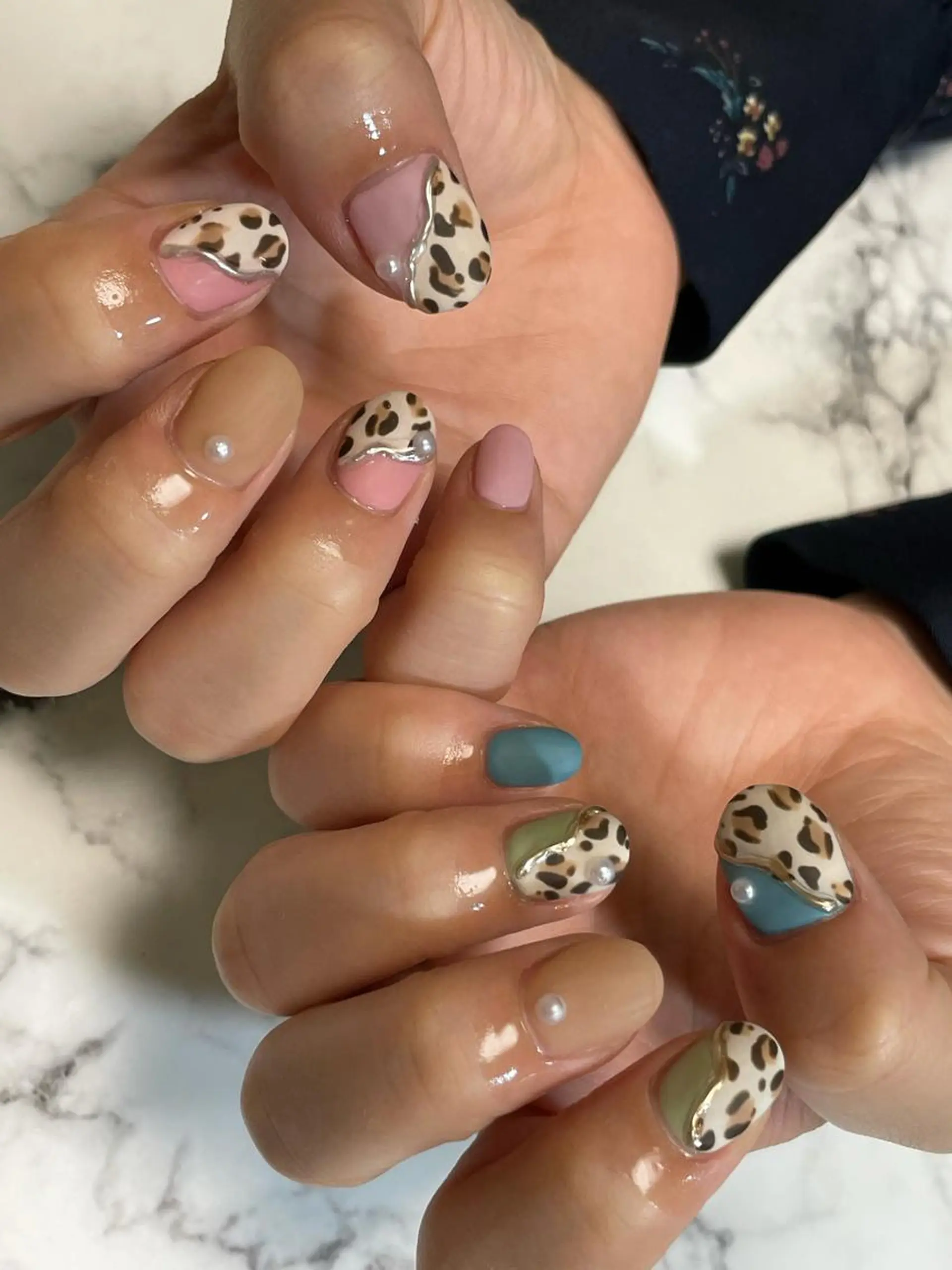 ネイル アニマル柄 マットネイル private salon NIKOのネイルデザイン