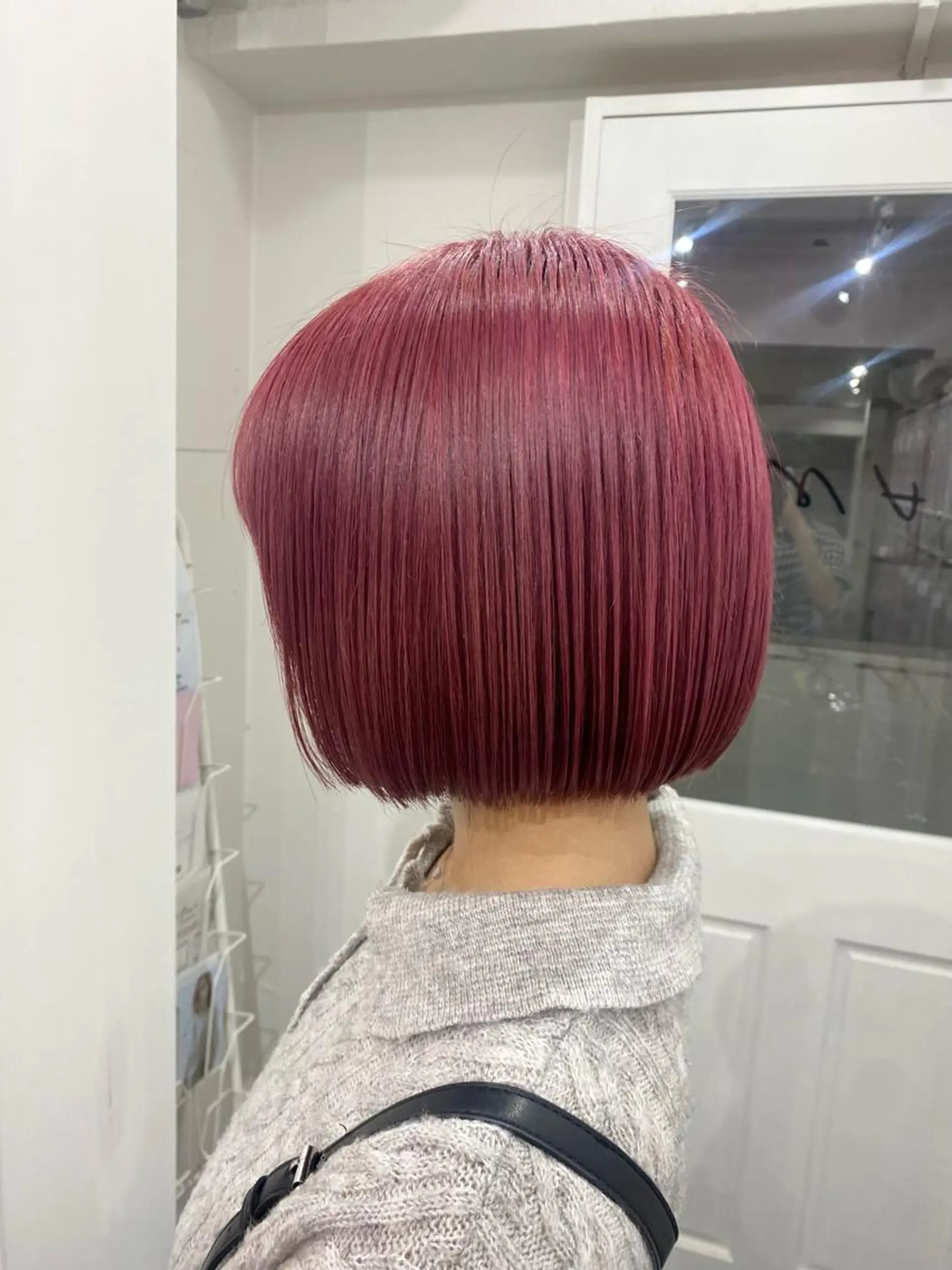 セミロング カラー ブリーチ レッドカラー 楓🦋韓国系レイヤー / 透明感カラー🤍のヘアスタイル